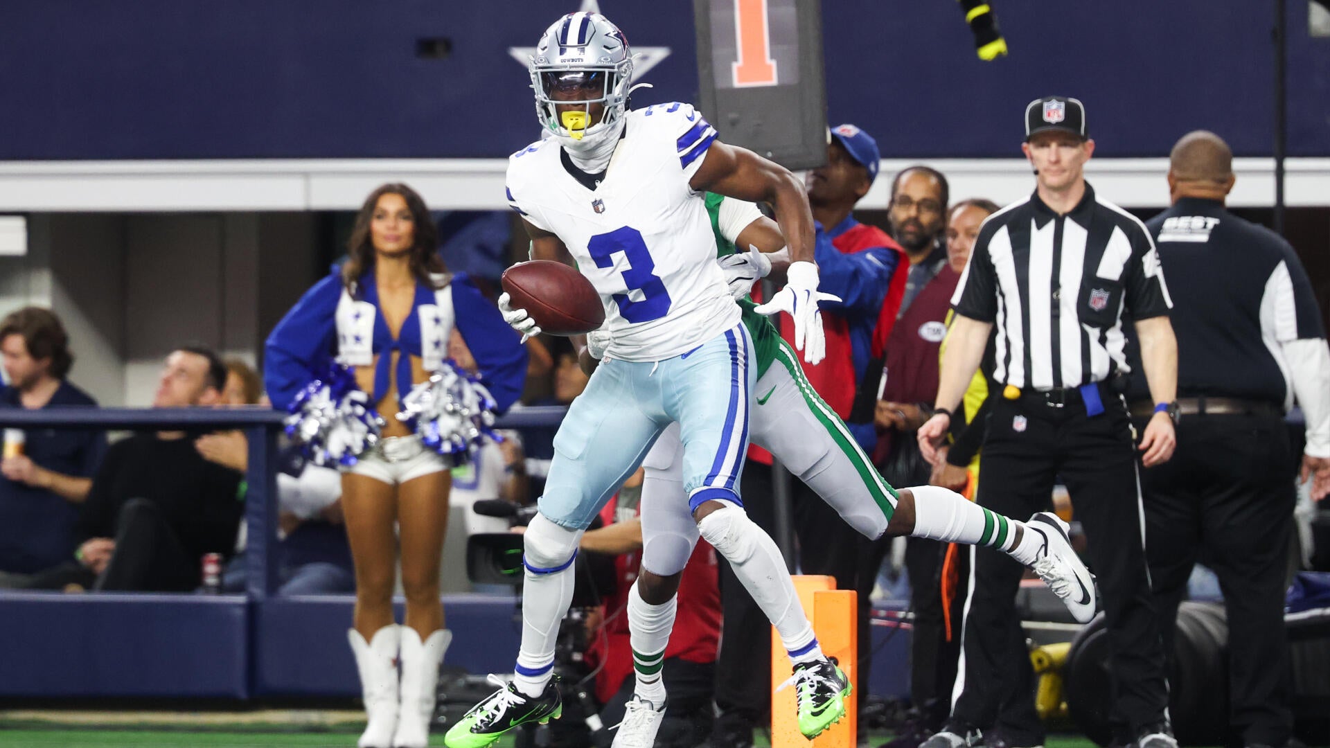 Cowboys vs. Lions prediction, odds, start time: Week 14 'Thursday Night Football' NFL picks by advanced model