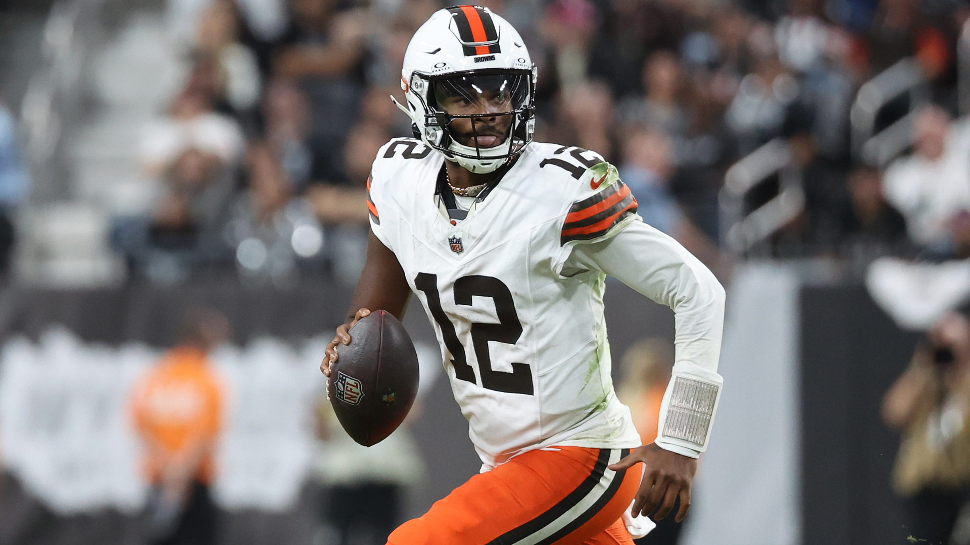 Browns turn to QB Shedeur Sanders for second start; Bengals expect Joe Burrow to start on Thanksgiving