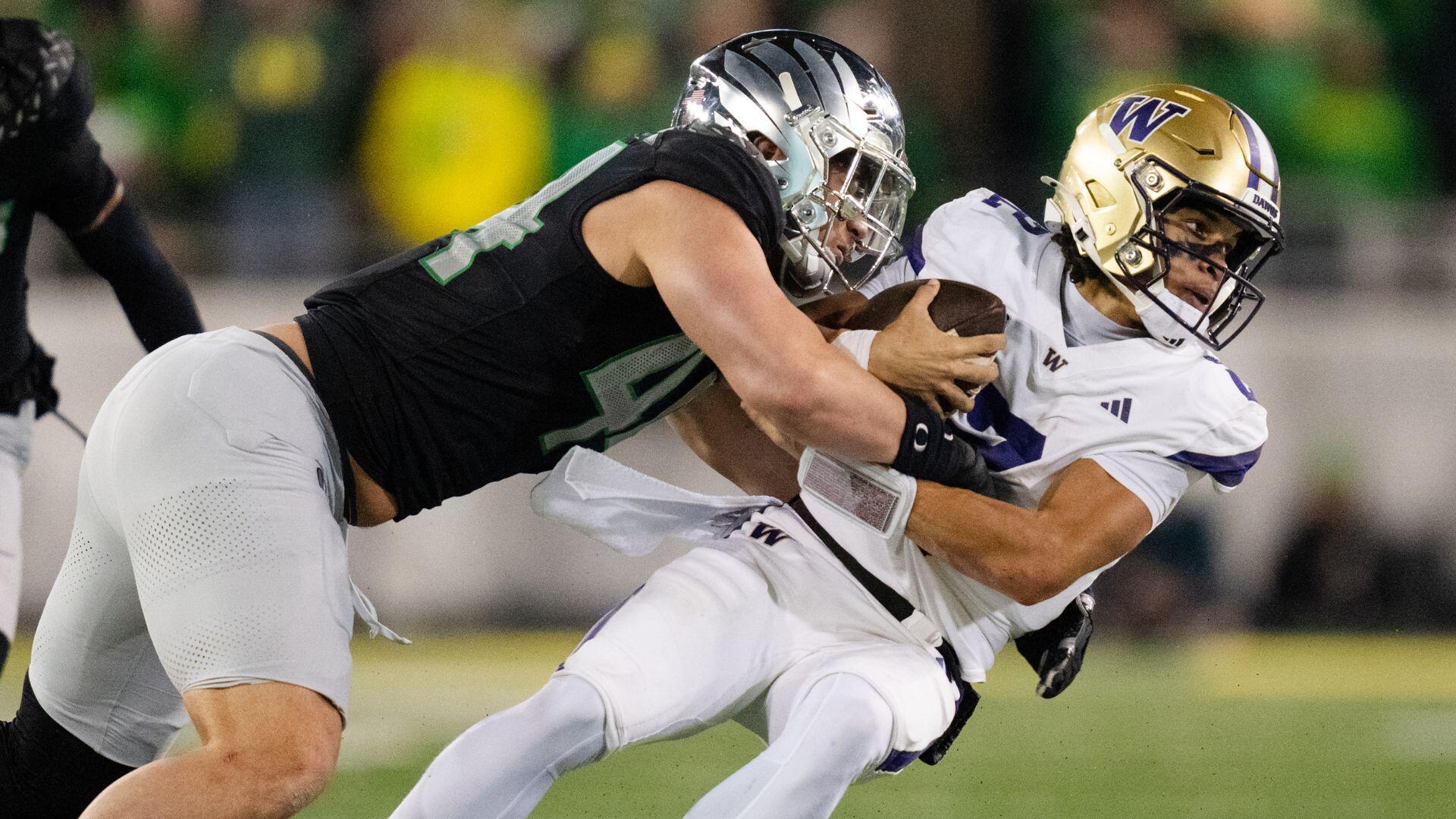 Oregon vs. Washington prediction, pick, odds, spread: Huskies look to disrupt Ducks' playoff path