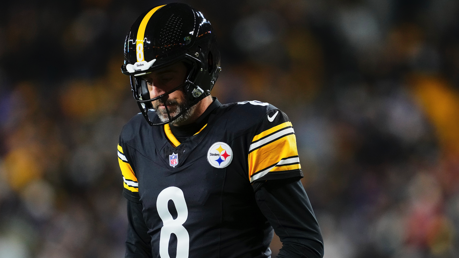 Aaron Rodgers details injury limitations after 'boo-worthy' Steelers loss to Bills