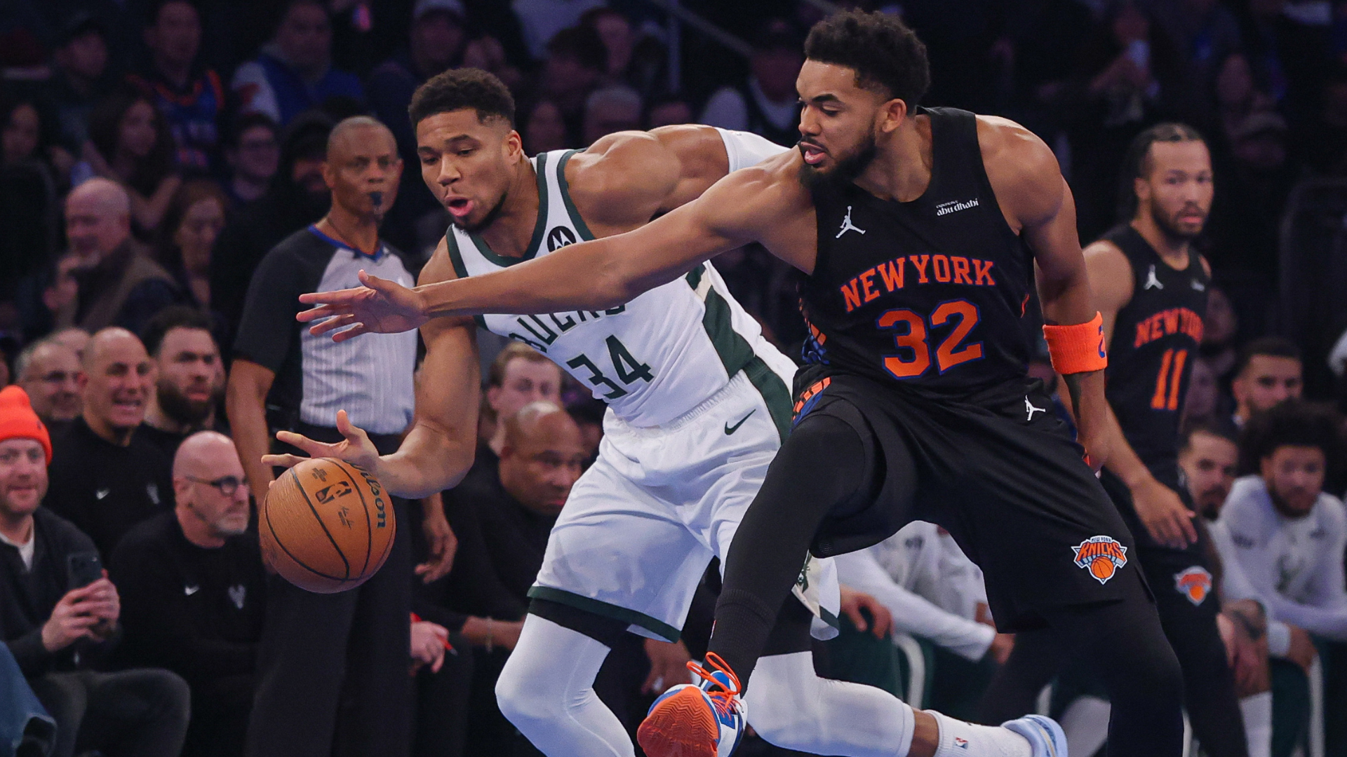 Giannis Antetokounmpo mock trades: What potential offers from Knicks, Lakers, Warriors could look like
