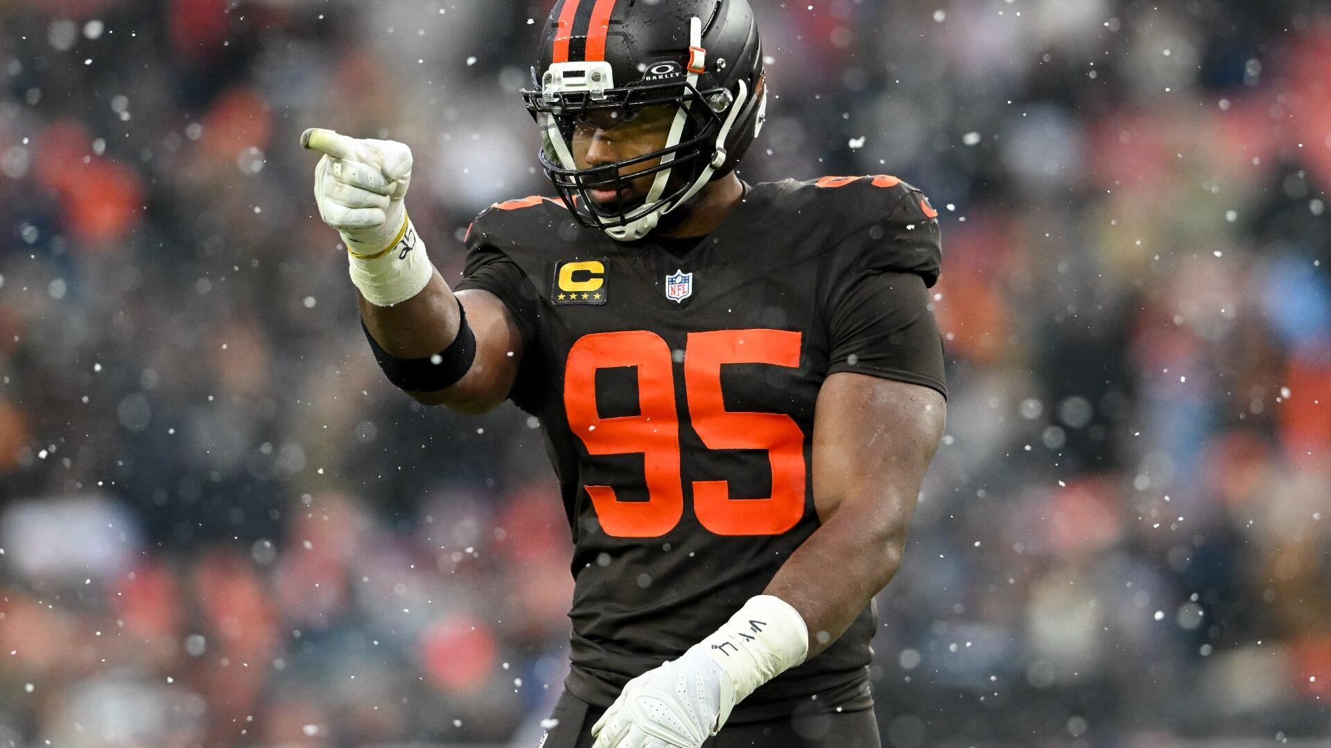 Geico Feel Good Moment: Myles Garrett's 20th Sack