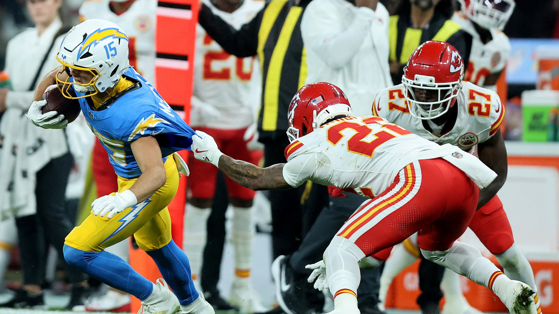 Chiefs vs. Chargers prediction: Kansas City will win to remain in the hunt for the playoffs