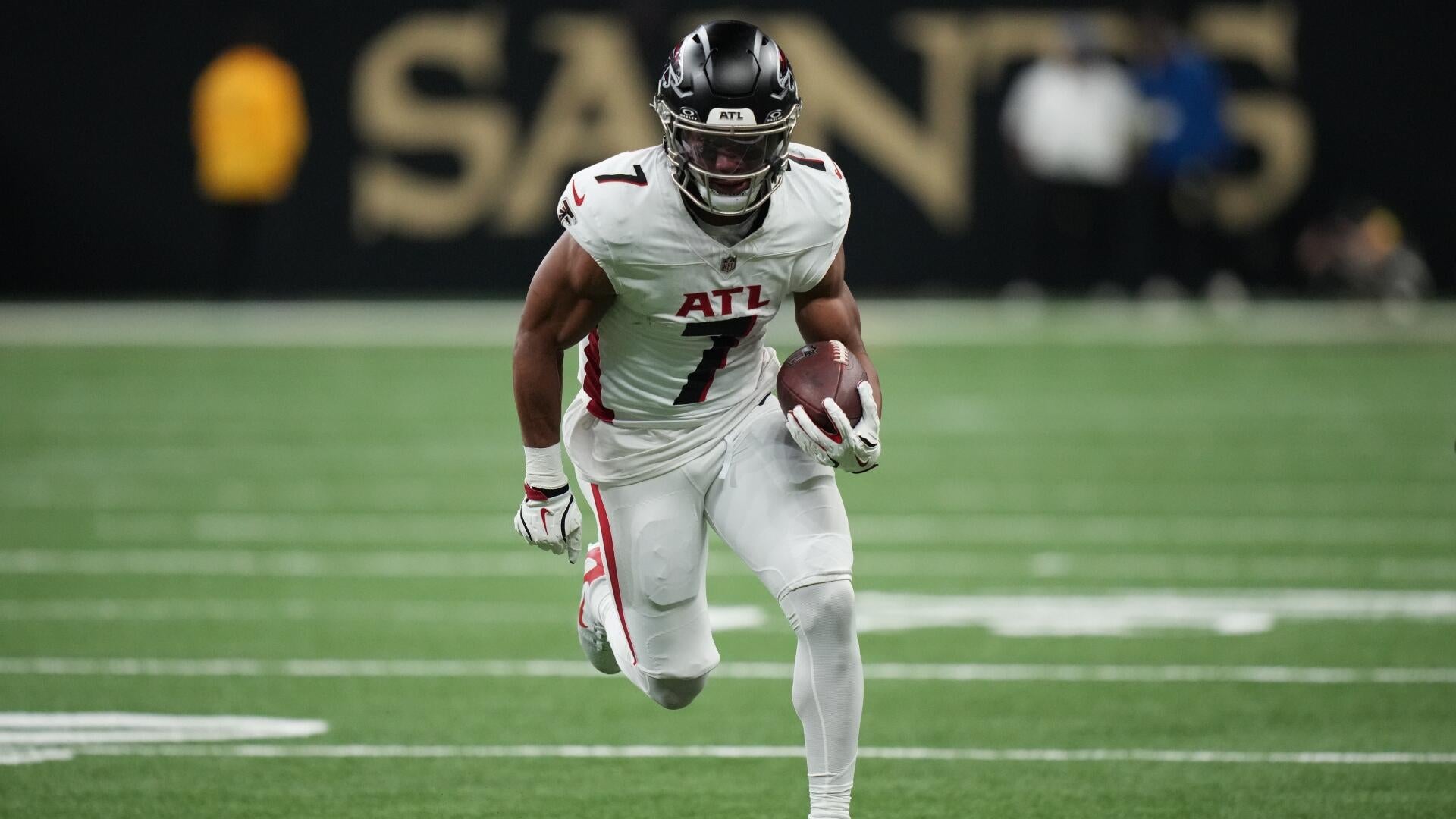 NFL DFS, 팰컨스 vs. 버커니어스: 최고의 데일리 판타지 선수, 라인업, '목요일 밤 축구'를 위한 조언