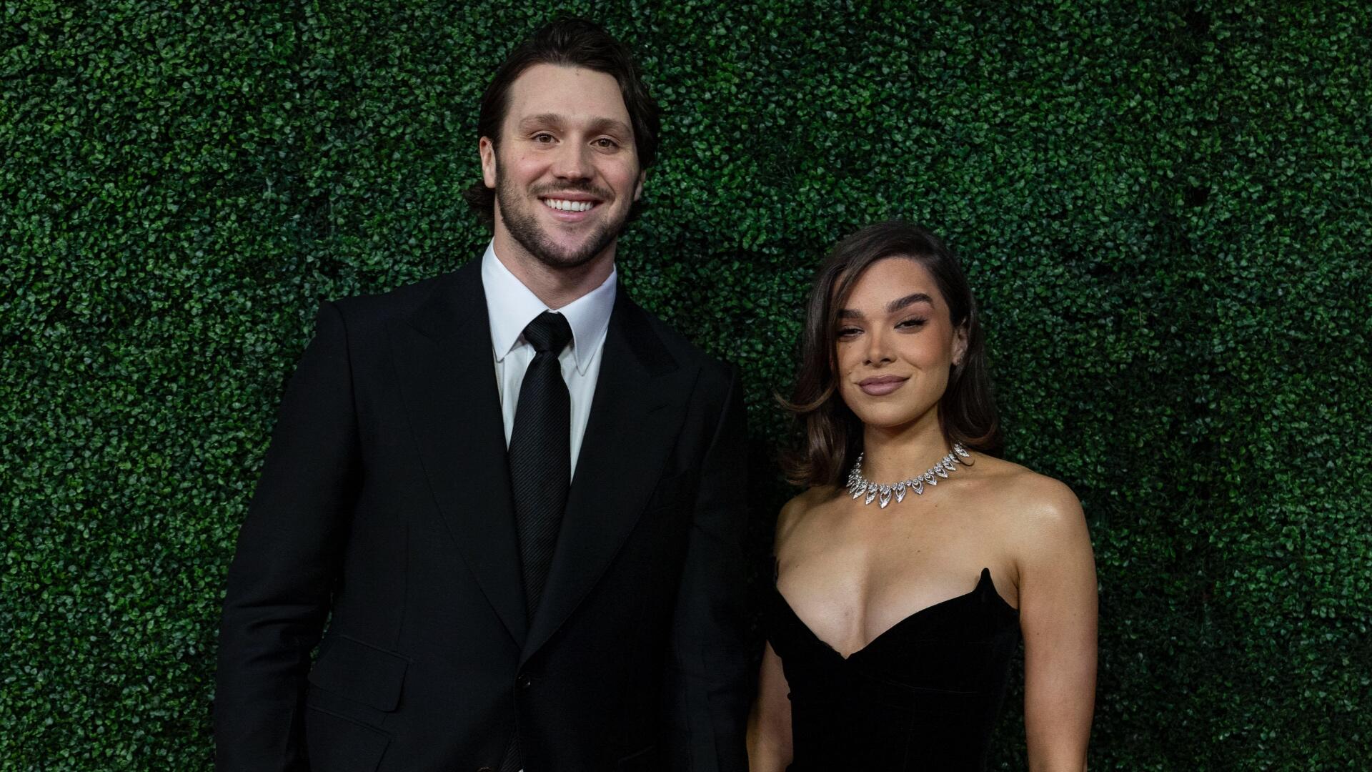 Bills' Josh Allen, wife Hailee Steinfeld share pregnancy announcement on social media