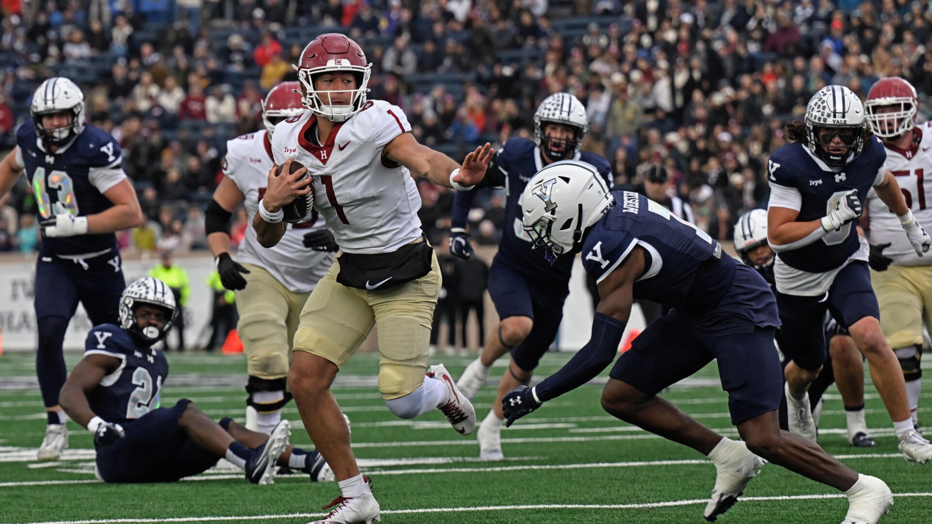 <a href="https://www.cbssports.com/college-football/news/college-football-transfer-portal-2026-top-qbs-harvard-jaden-craig/" target="_blank">Meet Jaden Craig, the Ivy League QB coming to a playoff contender near you</a>