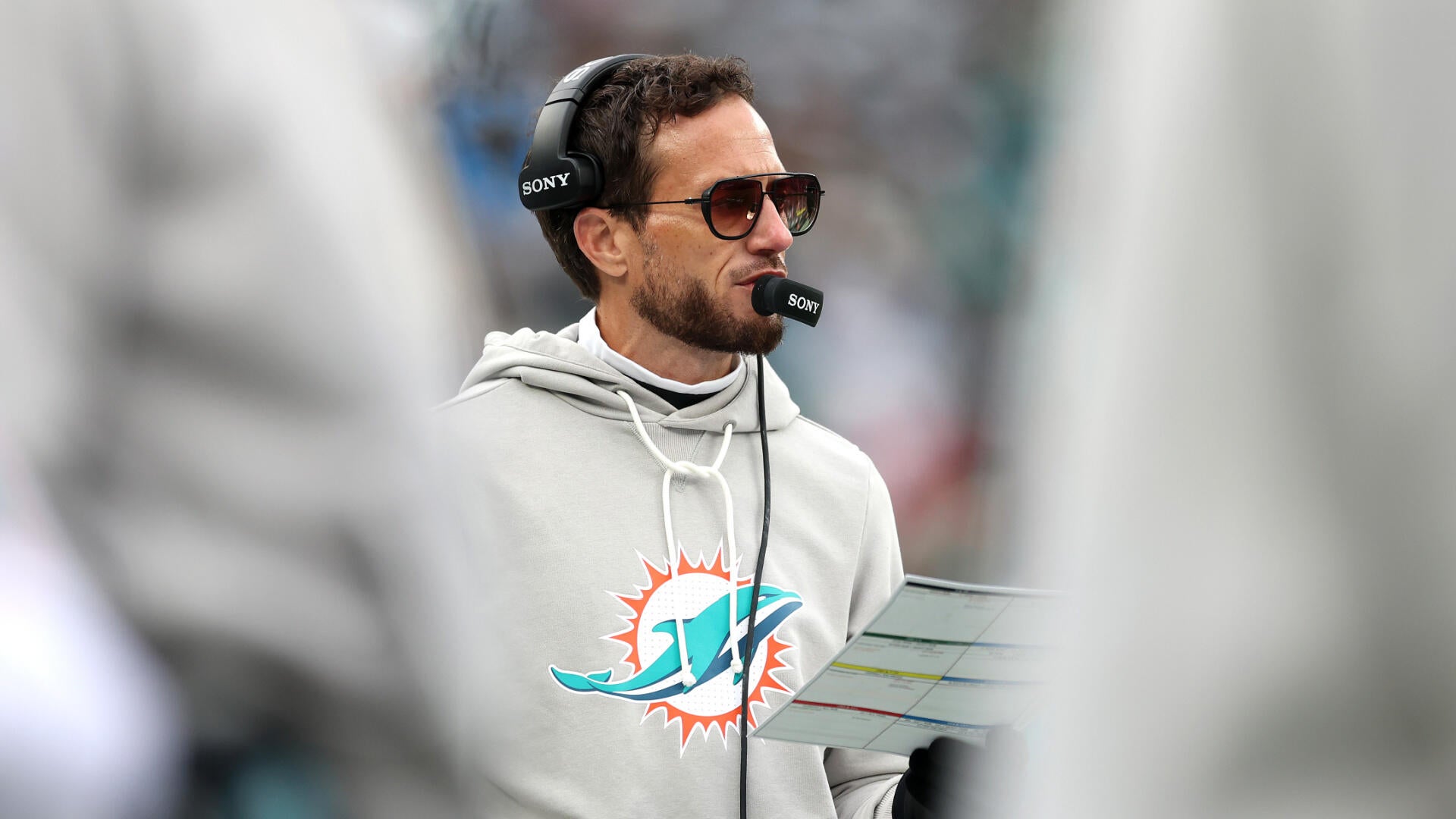 Mike McDaniel's job security, Denver's built-in advantage and what sources are saying around the NFL