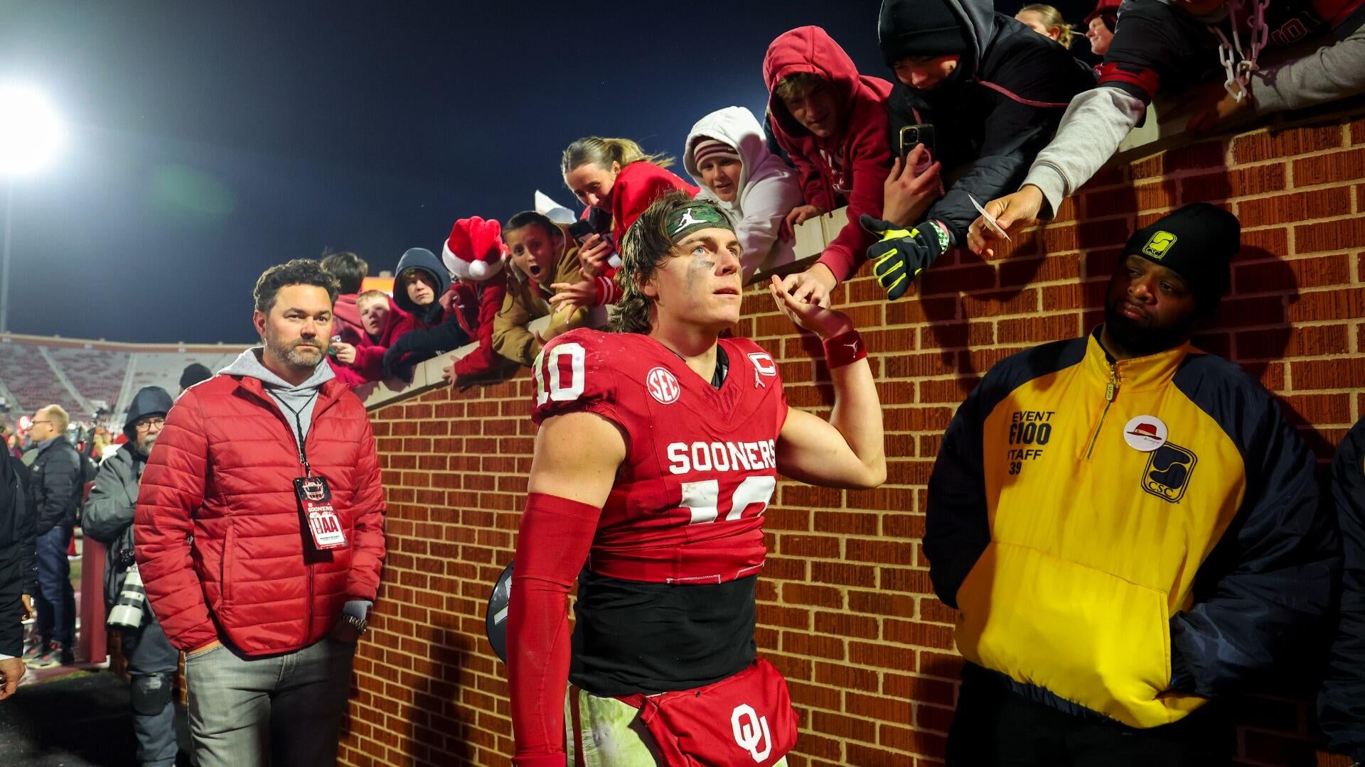 Oklahoma Seeking 1st CFP Win In Program History