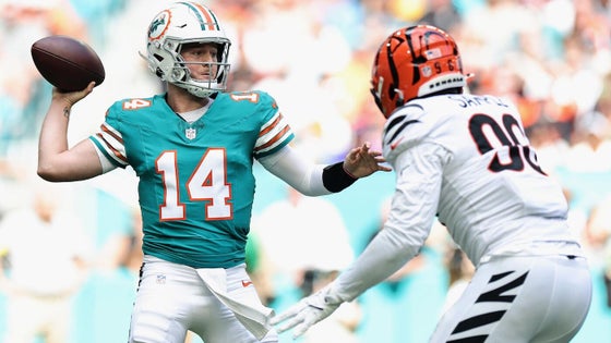 Cincinnati Bengals v Miami Dolphins - NFL 2025