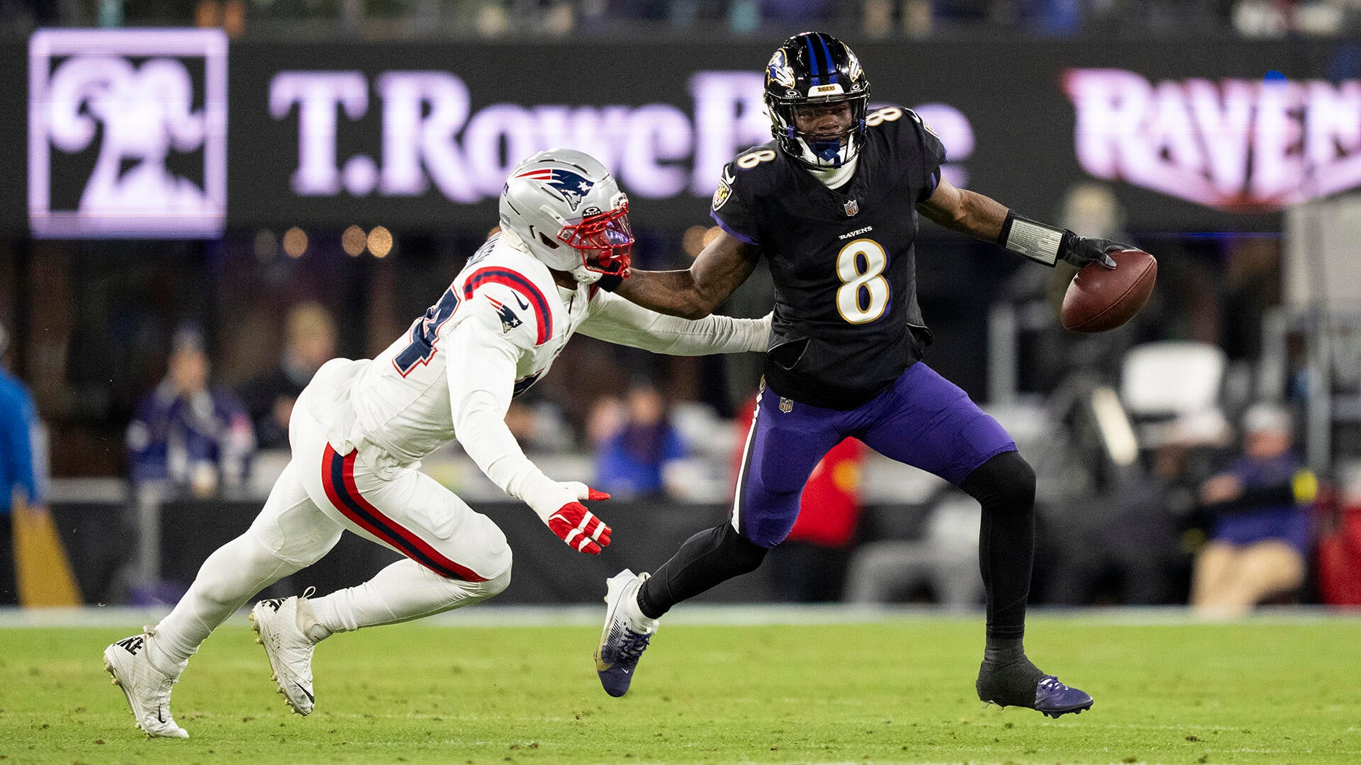 JUST IN: Lamar Jackson Ruled Out (Back) of Sunday Night Matchup With Patriots