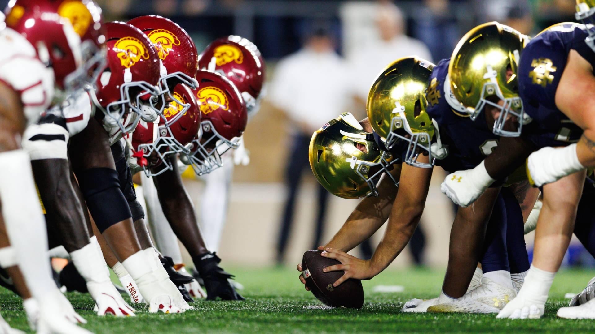 <a href="https://www.cbssports.com/college-football/news/notre-dame-usc-breakup-college-football-playoff/" target="_blank">Notre Dame, USC breakup is a shame — but understandable through a College Football Playoff lens</a>