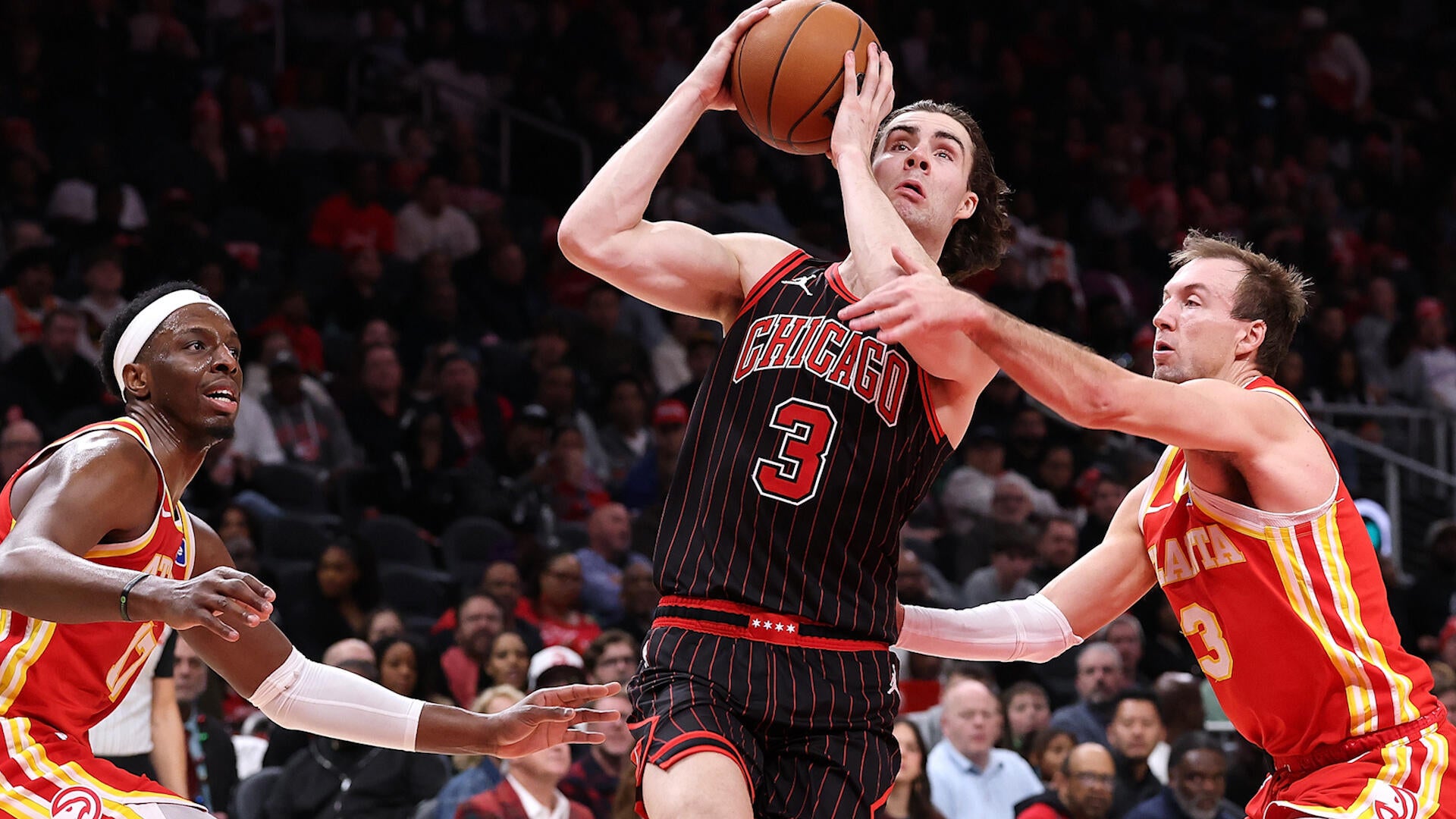 Highlights: Bulls at Hawks (12/23)