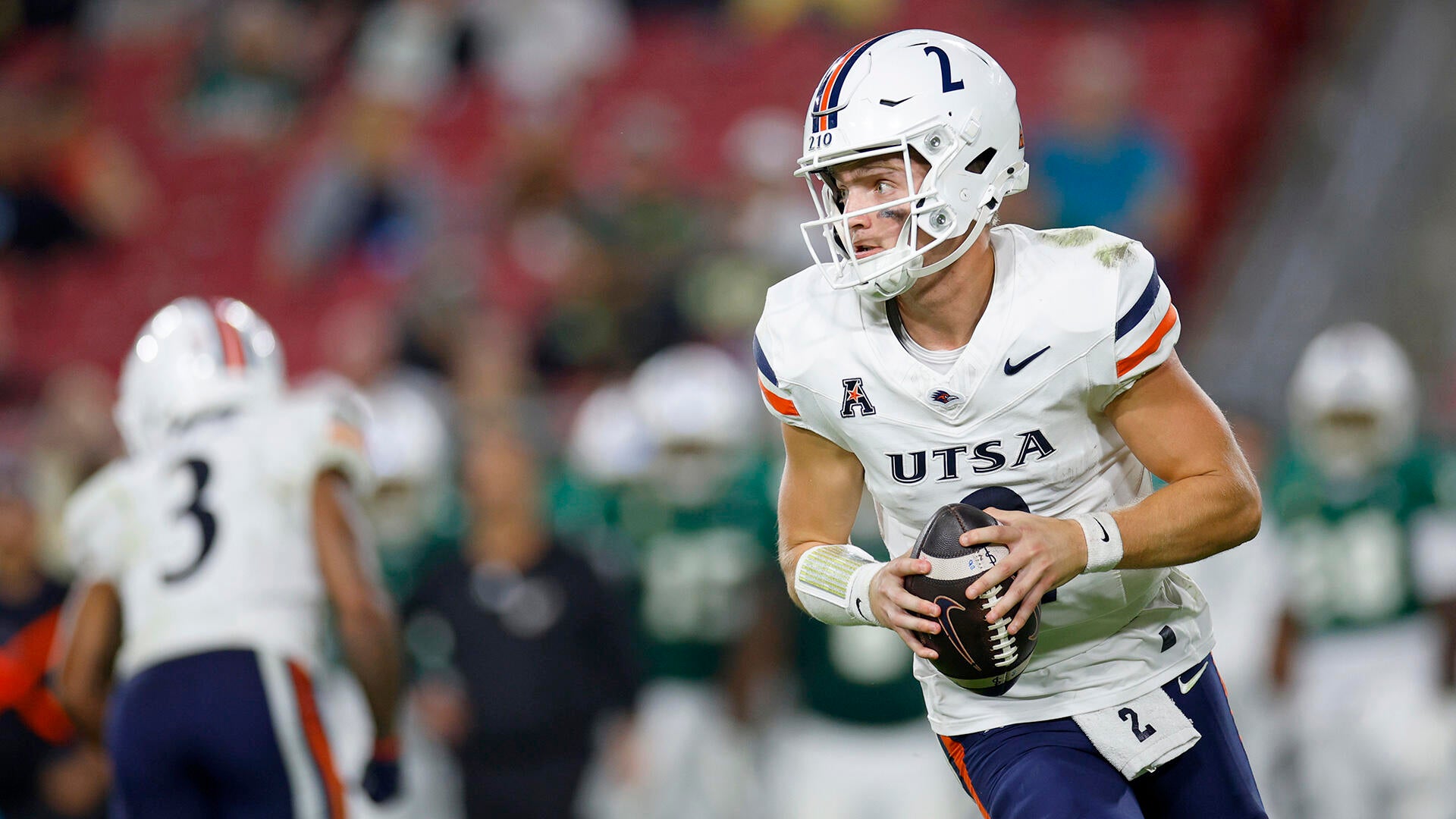 First Responder Bowl: FIU vs. UTSA (-5.5), O/U 60.5