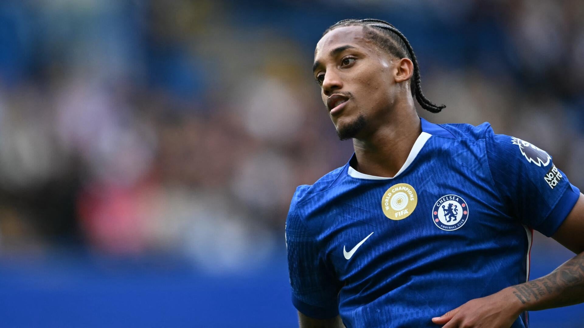 Chelsea Hosts Aston Villa