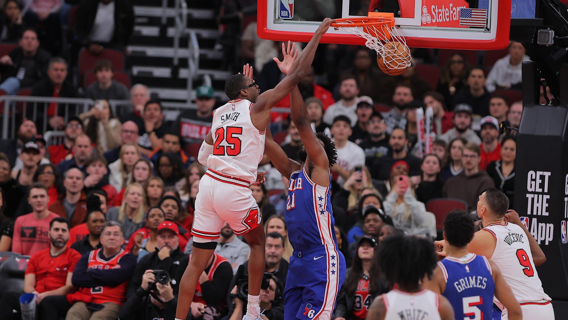 Highlights: 76ers at Bulls (12/26)