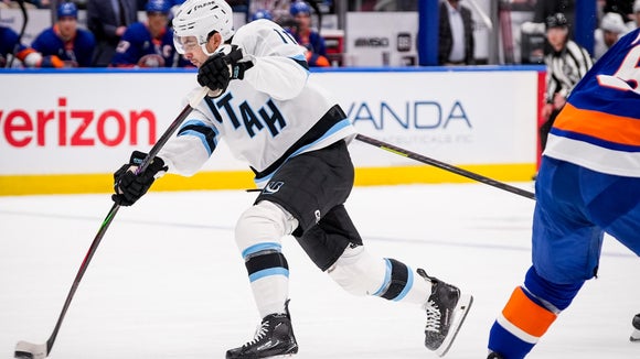 Mammoth vs Islanders