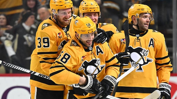 Red Wings vs Penguins