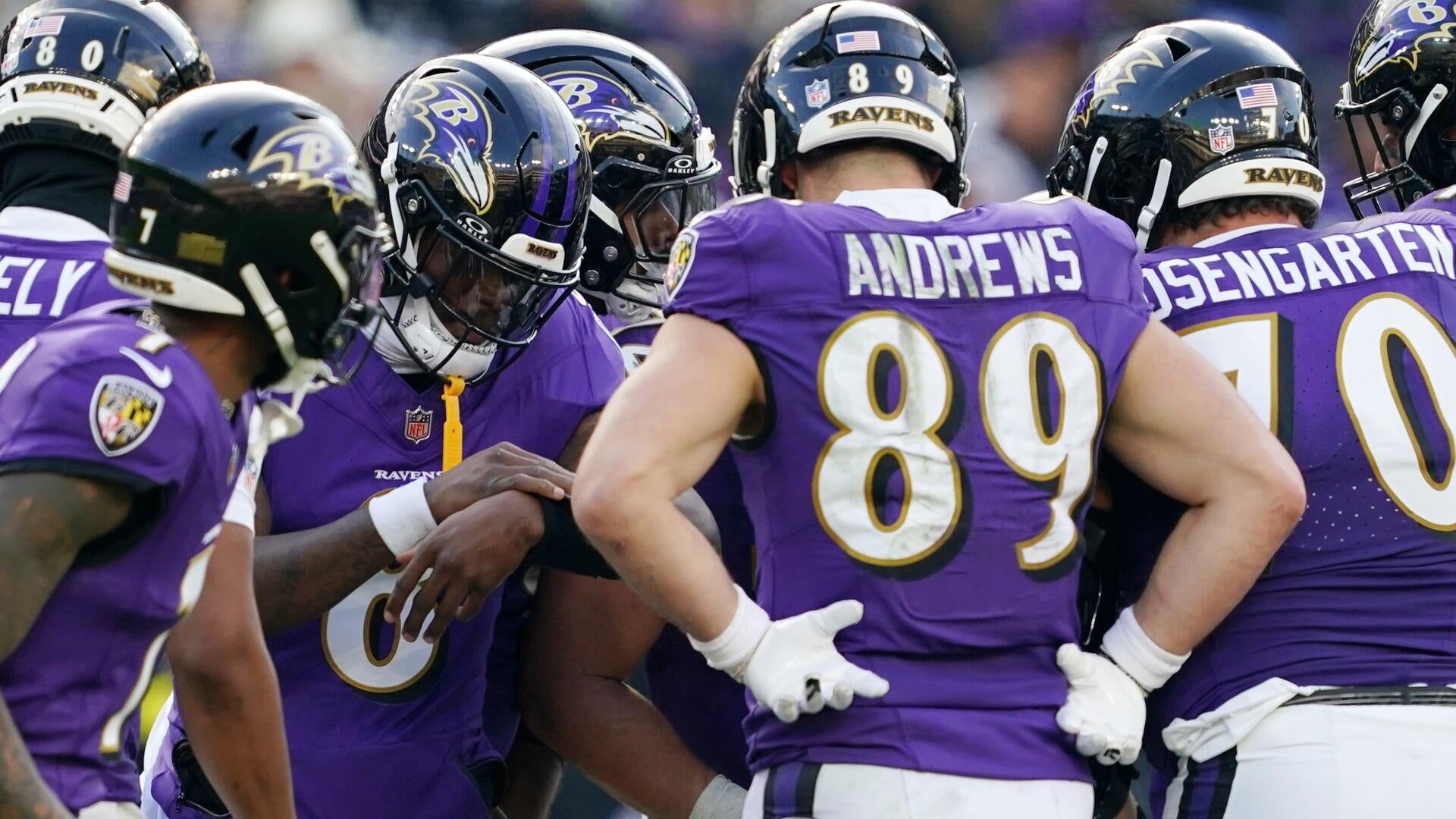 baltimore-ravens-huddle-imagn-images