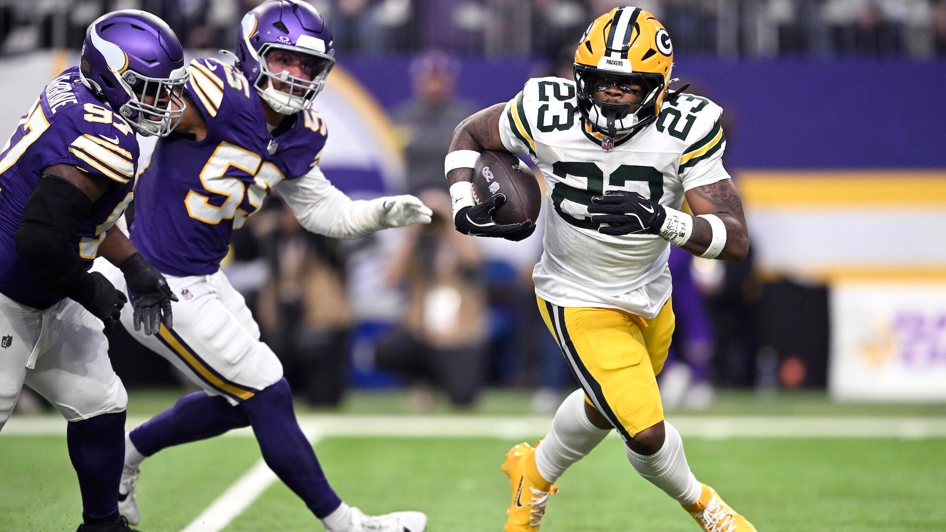 Packers' Emanuel Wilson registers the worst running back carry in 31 years