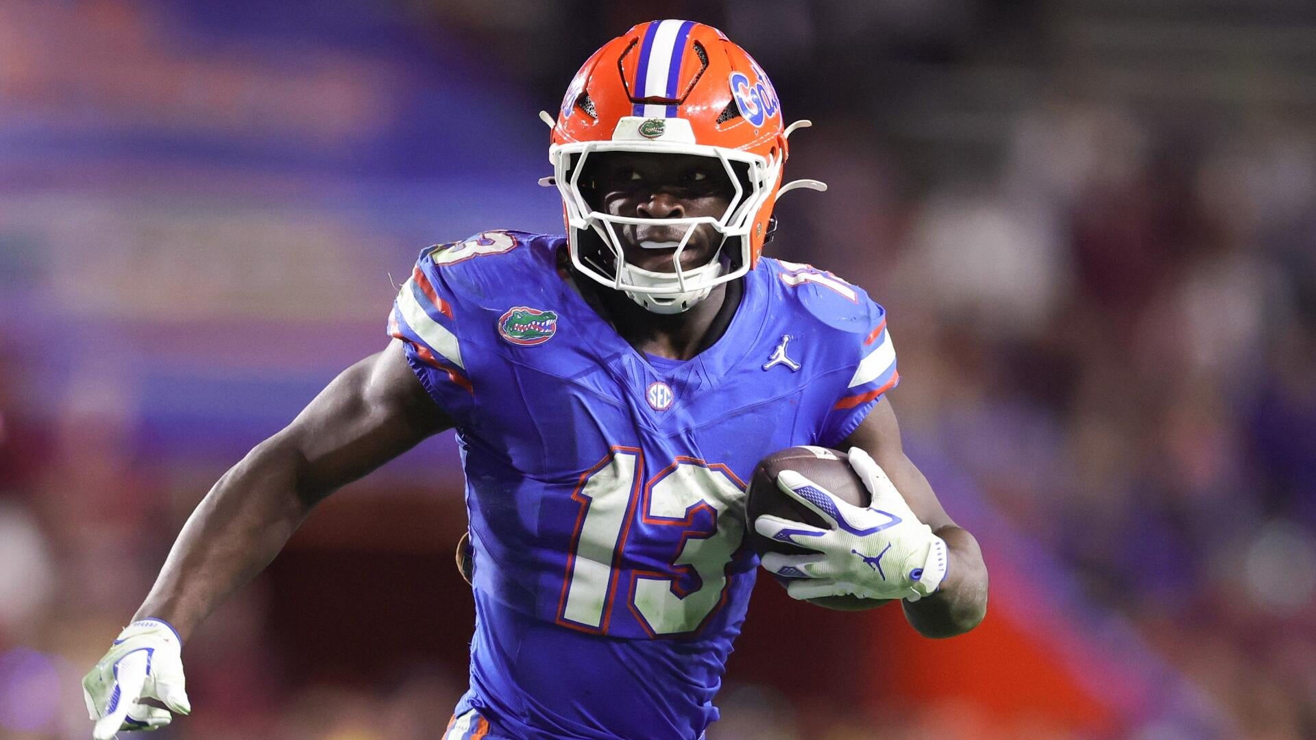 <a href="https://www.cbssports.com/college-football/news/jadan-baugh-rb-recruiting-transfer-portal-florida-texas-nil/" target="_blank">Florida fends off Texas to keep Jadan Baugh: Star running back announces return to Gators after portal rumors</a>
