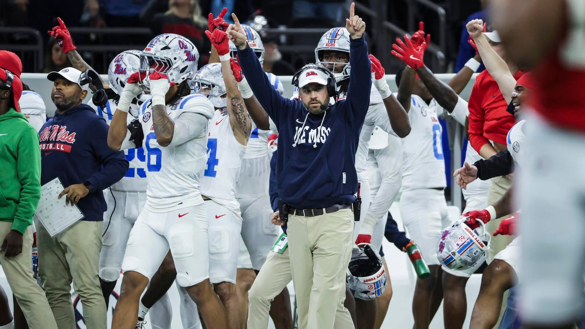 <a href="https://www.cbssports.com/college-football/news/ole-miss-thrived-lane-kiffin-exit-staff-turmoil-cfp-semifinals/" target="_blank">Continuity amid chaos: How Ole Miss thrived after Lane Kiffin’s exit, staff turmoil to reach CFP semifinals</a>