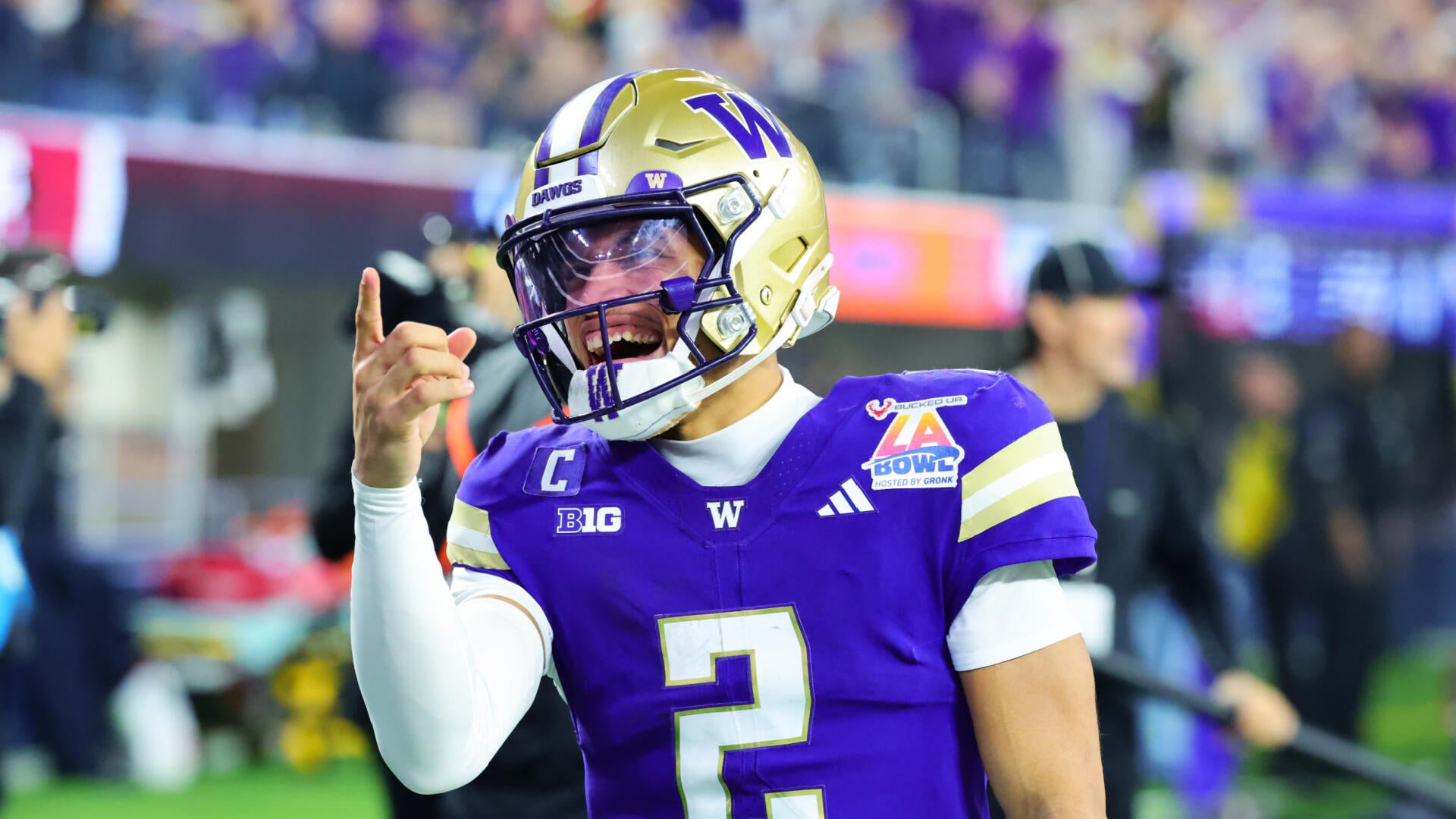 <a href="https://www.cbssports.com/college-football/news/college-footballs-transfer-portal-has-spun-out-of-control/" target="_blank">College football’s transfer portal has spun out of control</a>