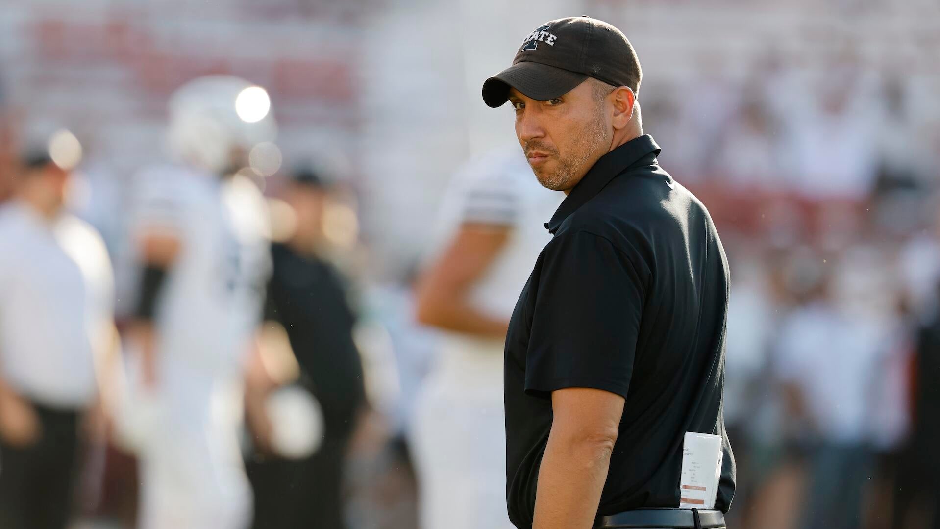 <a href="https://www.cbssports.com/college-football/news/matt-campbell-penn-state-transfer-portal-iowa-state-players/" target="_blank">Matt Campbell building Penn State’s No. 1 transfer portal class with Iowa State players is a winning strategy</a>