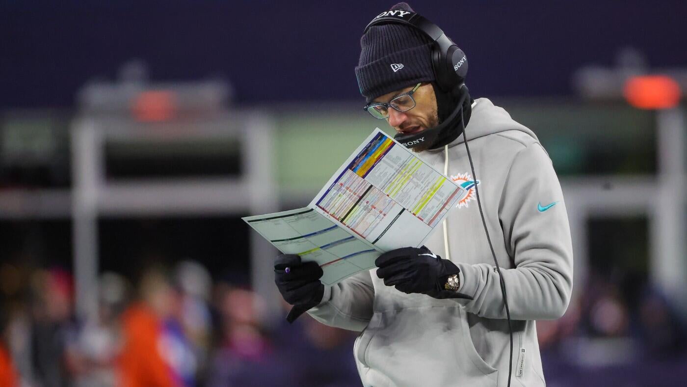 Dolphins fire Mike McDaniel, Wild Card Weekend is here -- and the Super Bowl race feels wide open