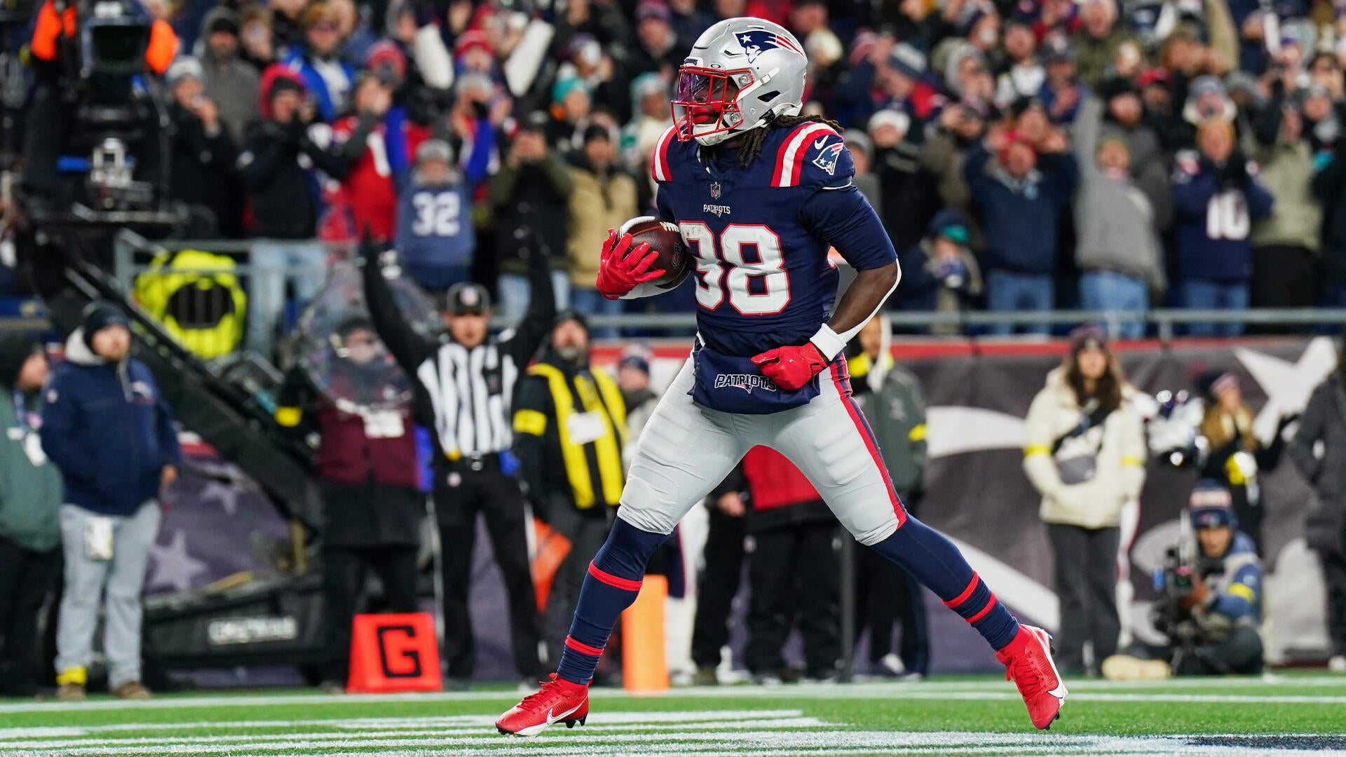 2026 Super Bowl predictions, NFL picks this week: Patriots vs. Seahawks bets by expert on 29-15 roll