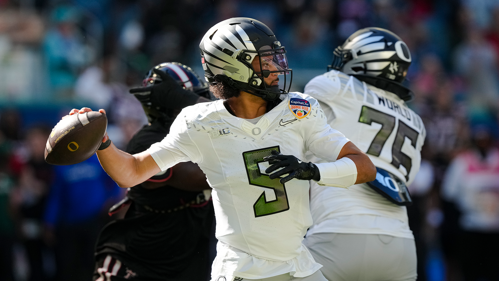 College Football Playoff storylines: Breaking down challenges facing each semifinal team pursuing title