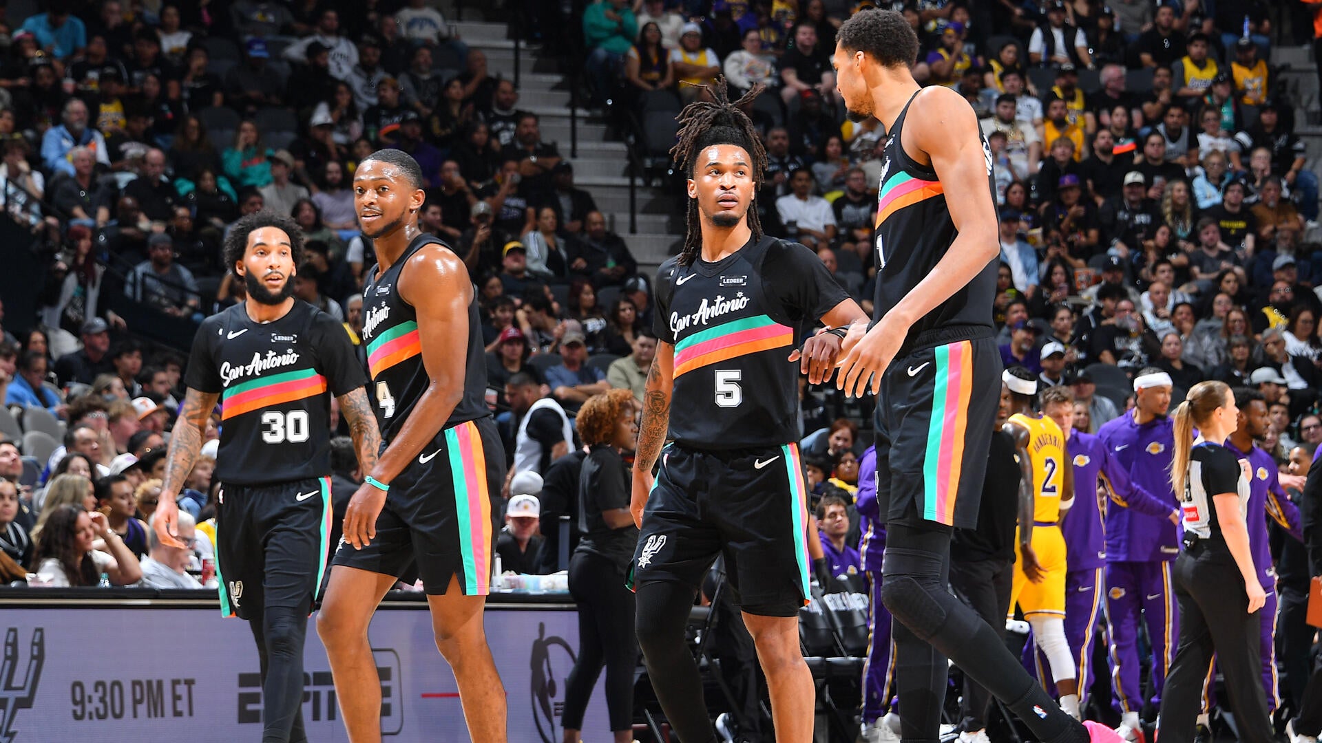 Highlights: Lakers at Spurs (1/7)