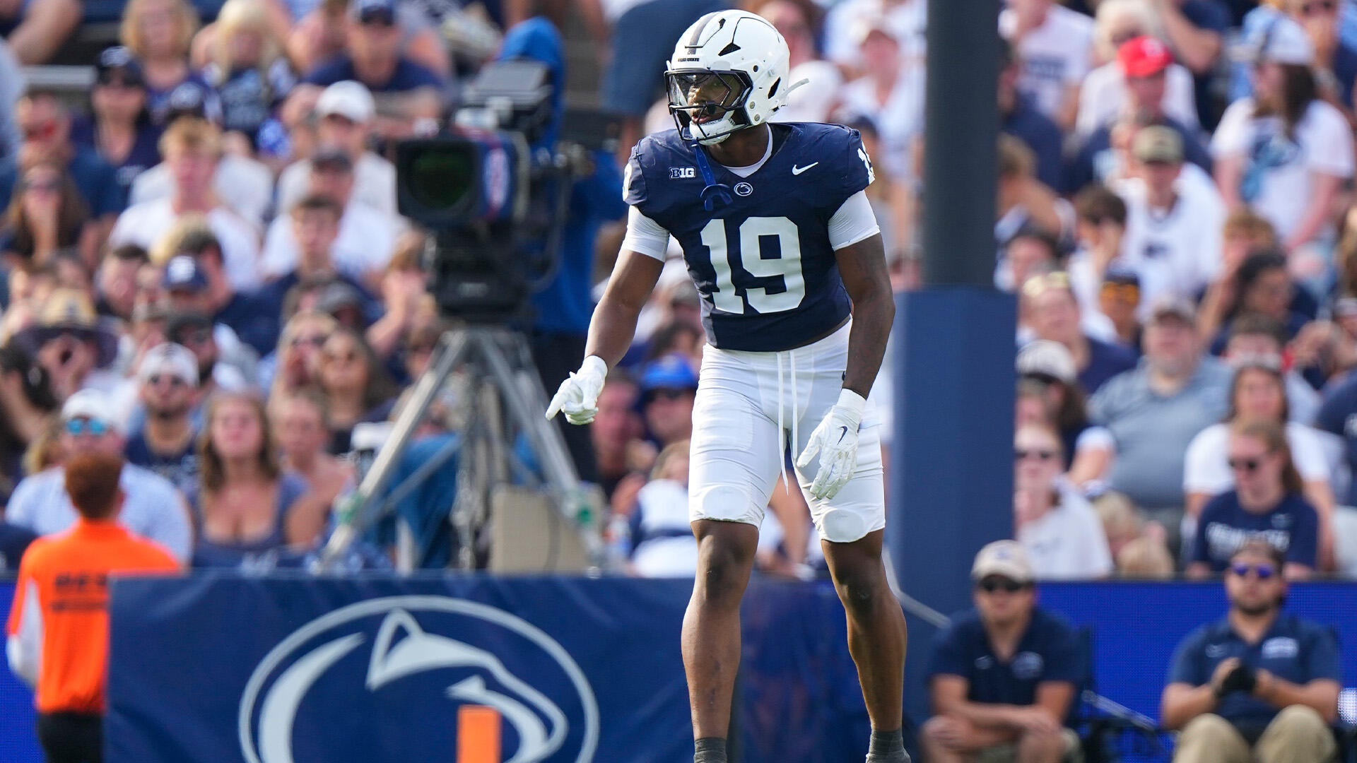 Breaking News: Star Edge Rusher Chaz Coleman Transfers From Penn State To Tennessee