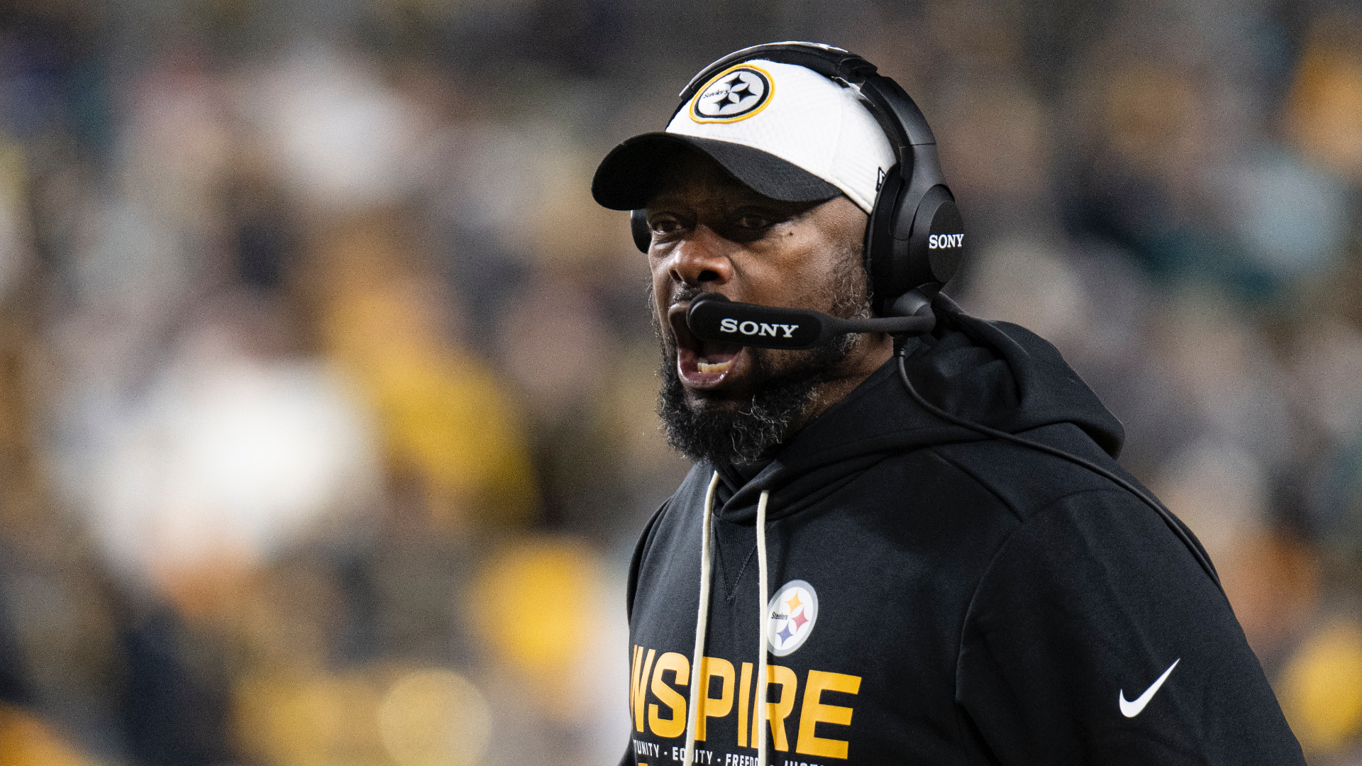 Steelers hope to extend incredible run of 'Monday Night Football' success against Texans