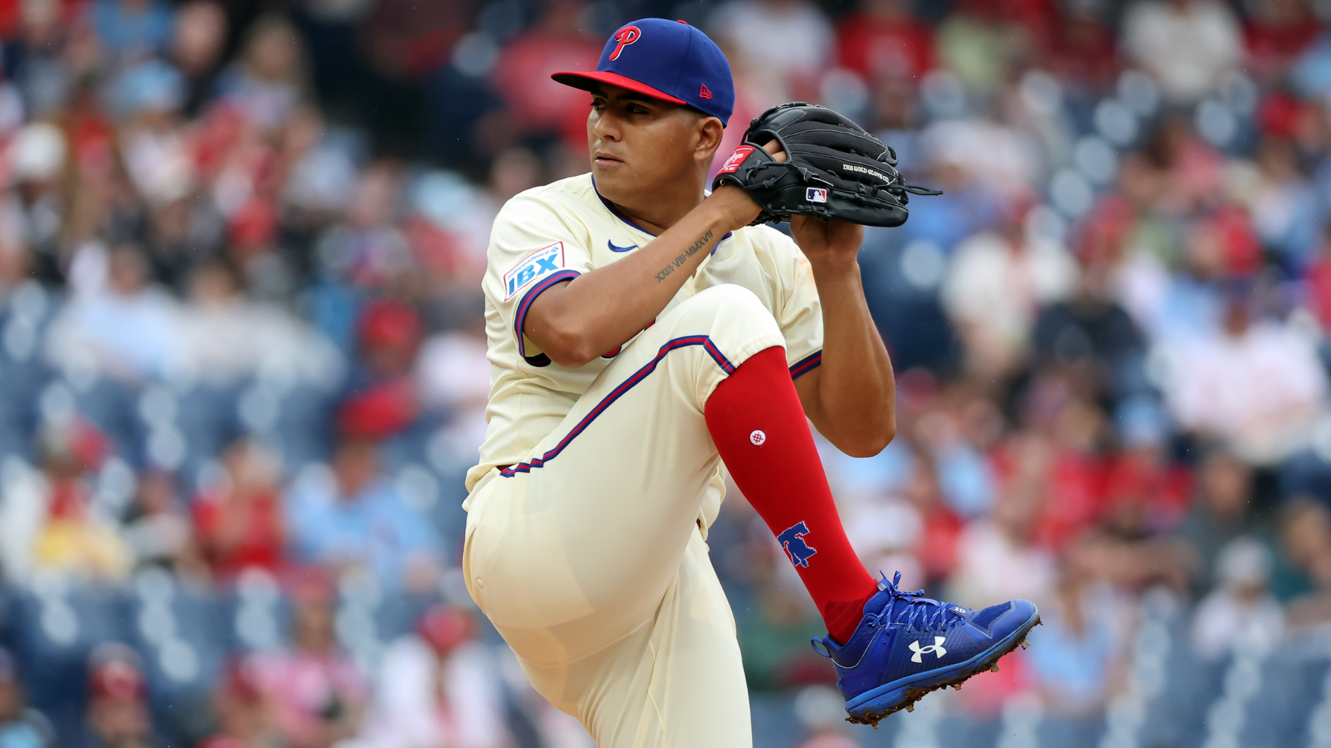 
                        MLB free agent tracker: Red Sox add Ranger Suárez to rotation; Alex Bregman lands with Cubs
                    