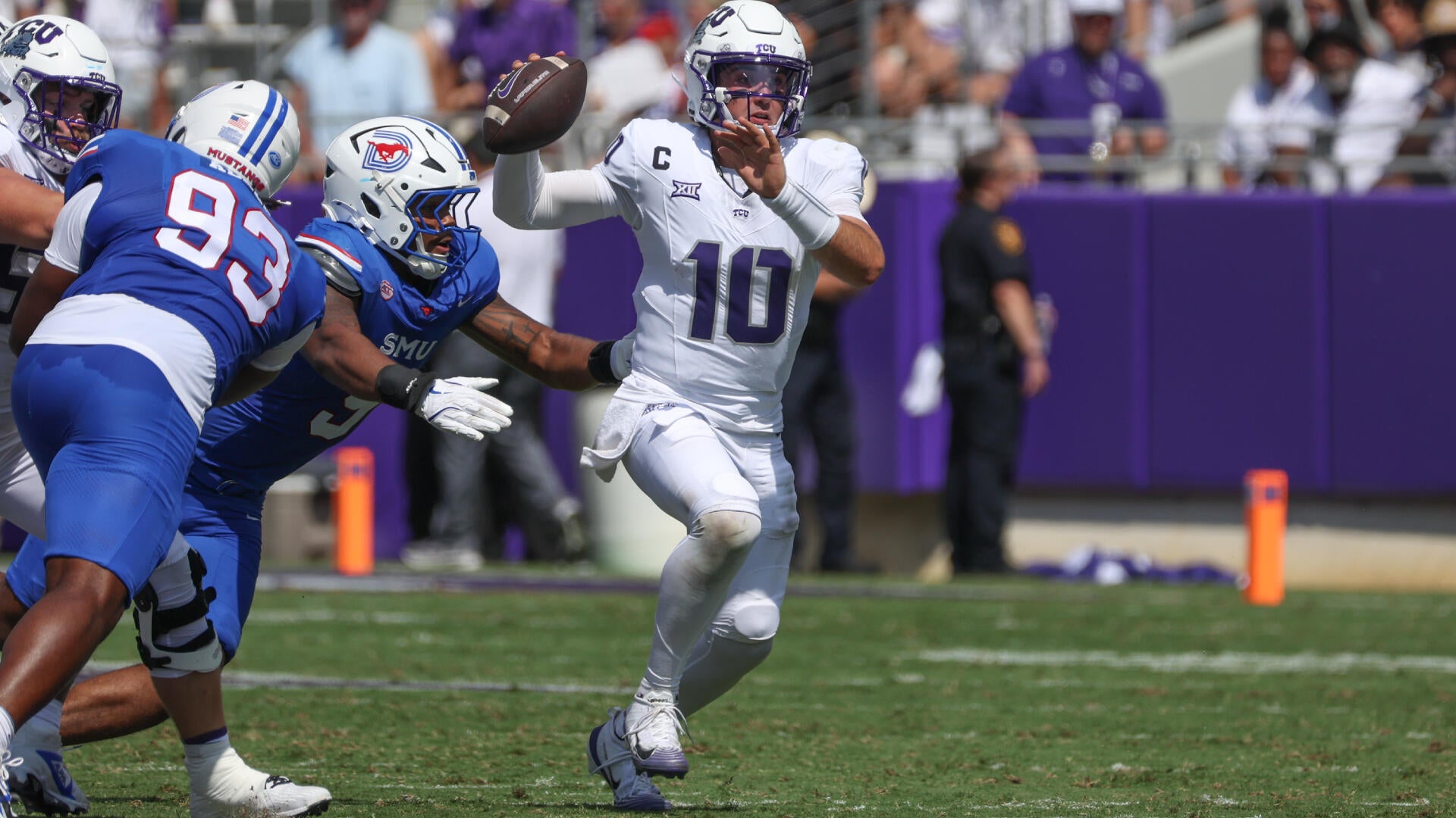 <a href="https://www.cbssports.com/college-football/news/josh-hoover-indiana-fernando-mendoza-tcu-cfp-national-championship/" target="_blank">Meet Josh Hoover, the TCU transfer who will follow Heisman Trophy winner Fernando Mendoza as Indiana QB</a>