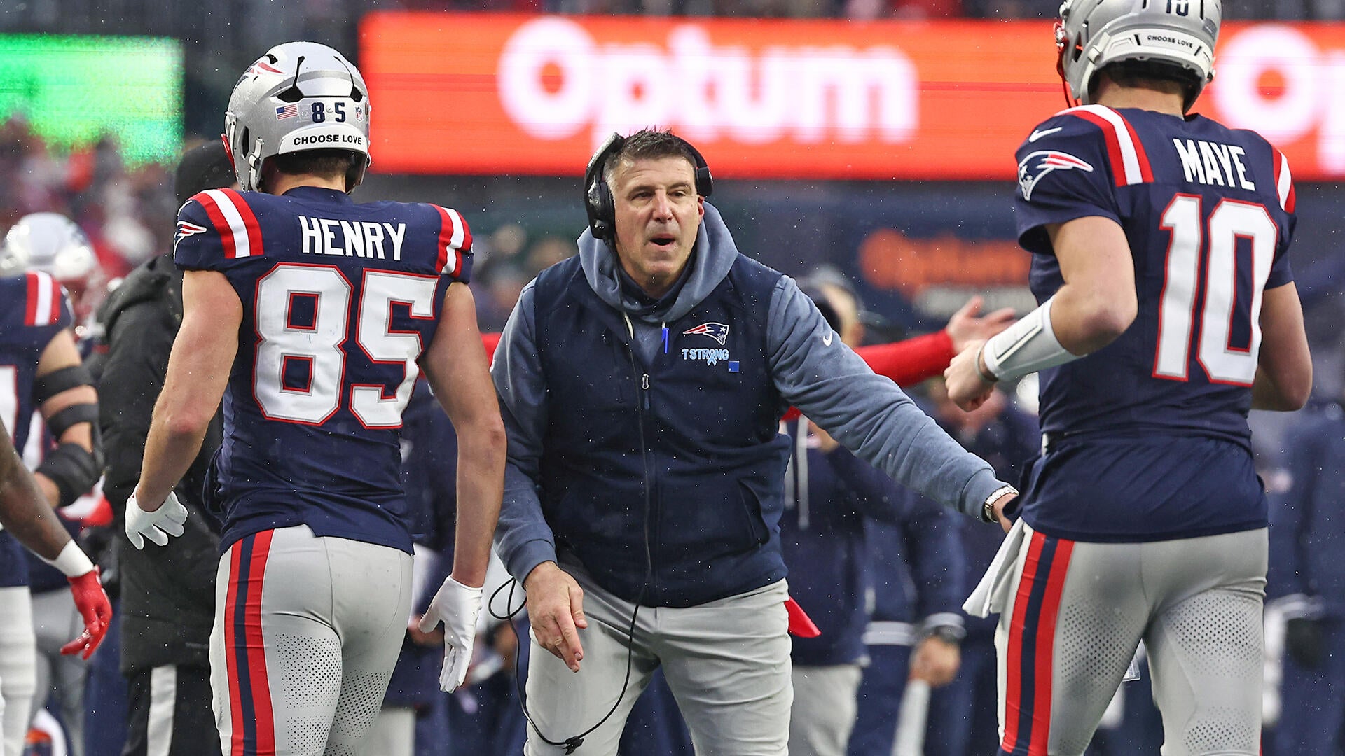 NFL conference championship picks: Our experts face off on Patriots at Broncos, Rams vs. Seahawks