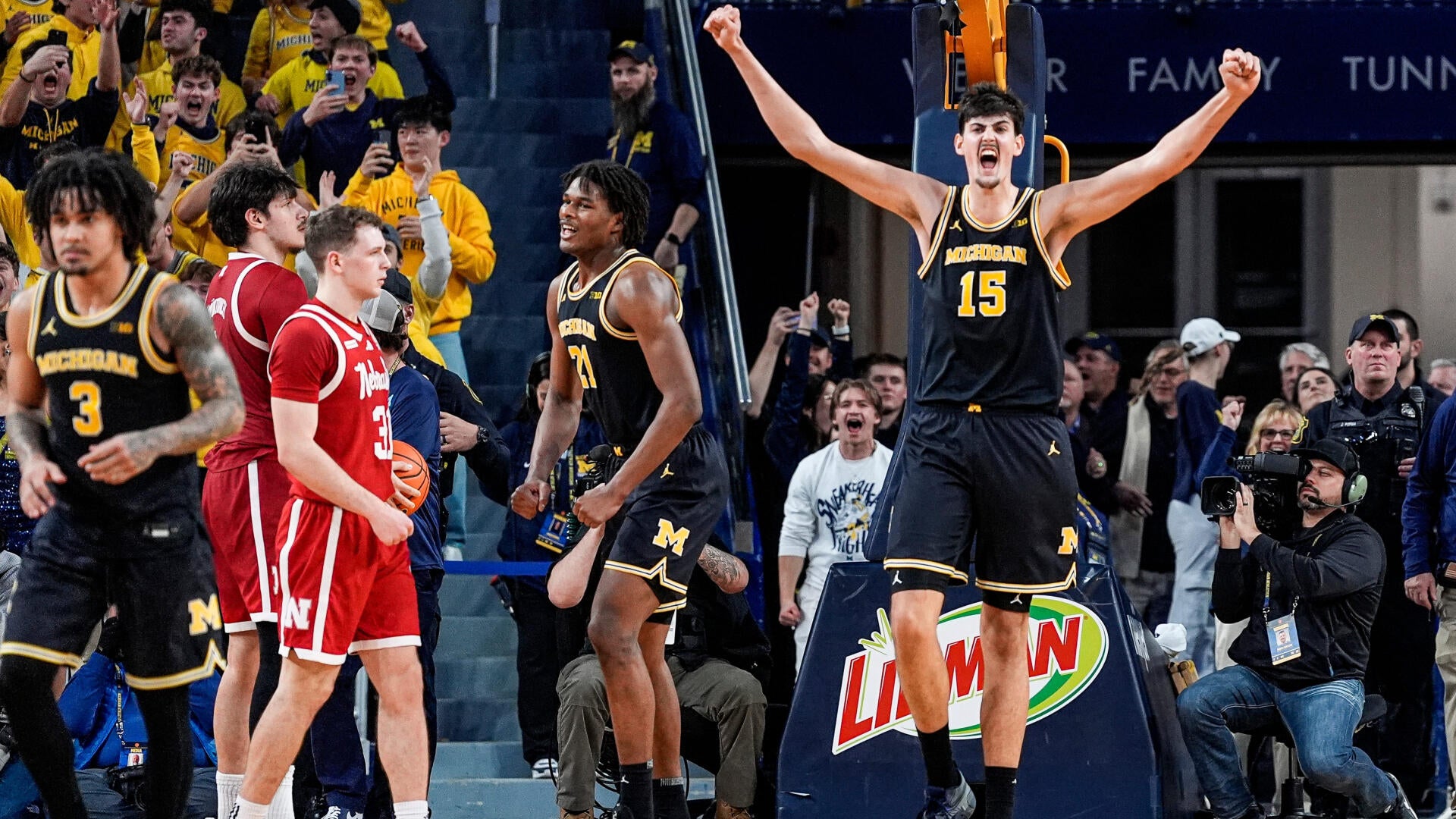Michigan knocks Nebraska from unbeaten ranks with late rally to win top-five Big Ten battle