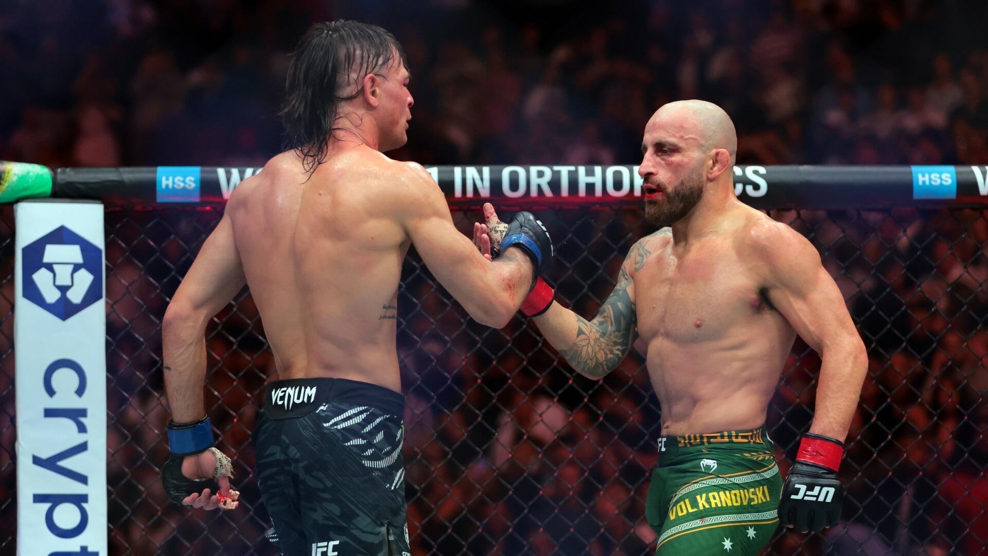 UFC 325 배당률, 프로필, 경기 카드: 볼카노프스키 vs 로페스 2 경기 예상 및 1만 번 모델 시뮬레이션 결과