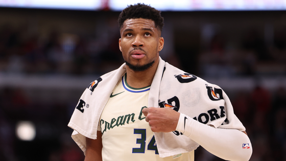 giannis-getty-40.png