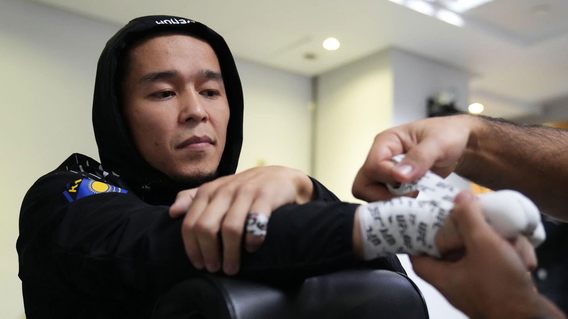 Asu Almabayev says he suffered hand injury ahead of UFC Fight Night main event against Brandon Moreno
