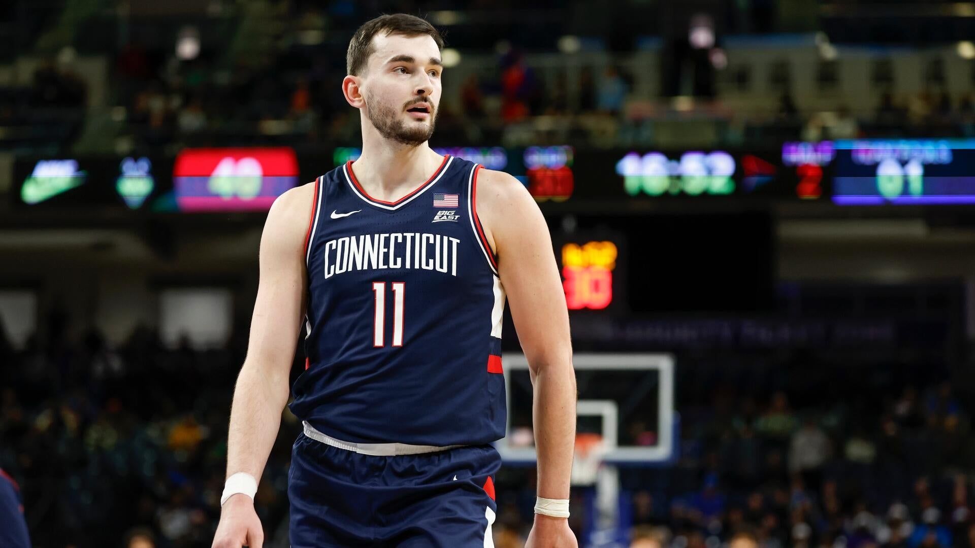 UConn vs. St. John's odds, prediction, time: 2026 college basketball picks for Feb. 6 from proven model