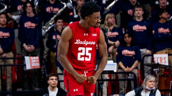 Wisconsin vs Illinois