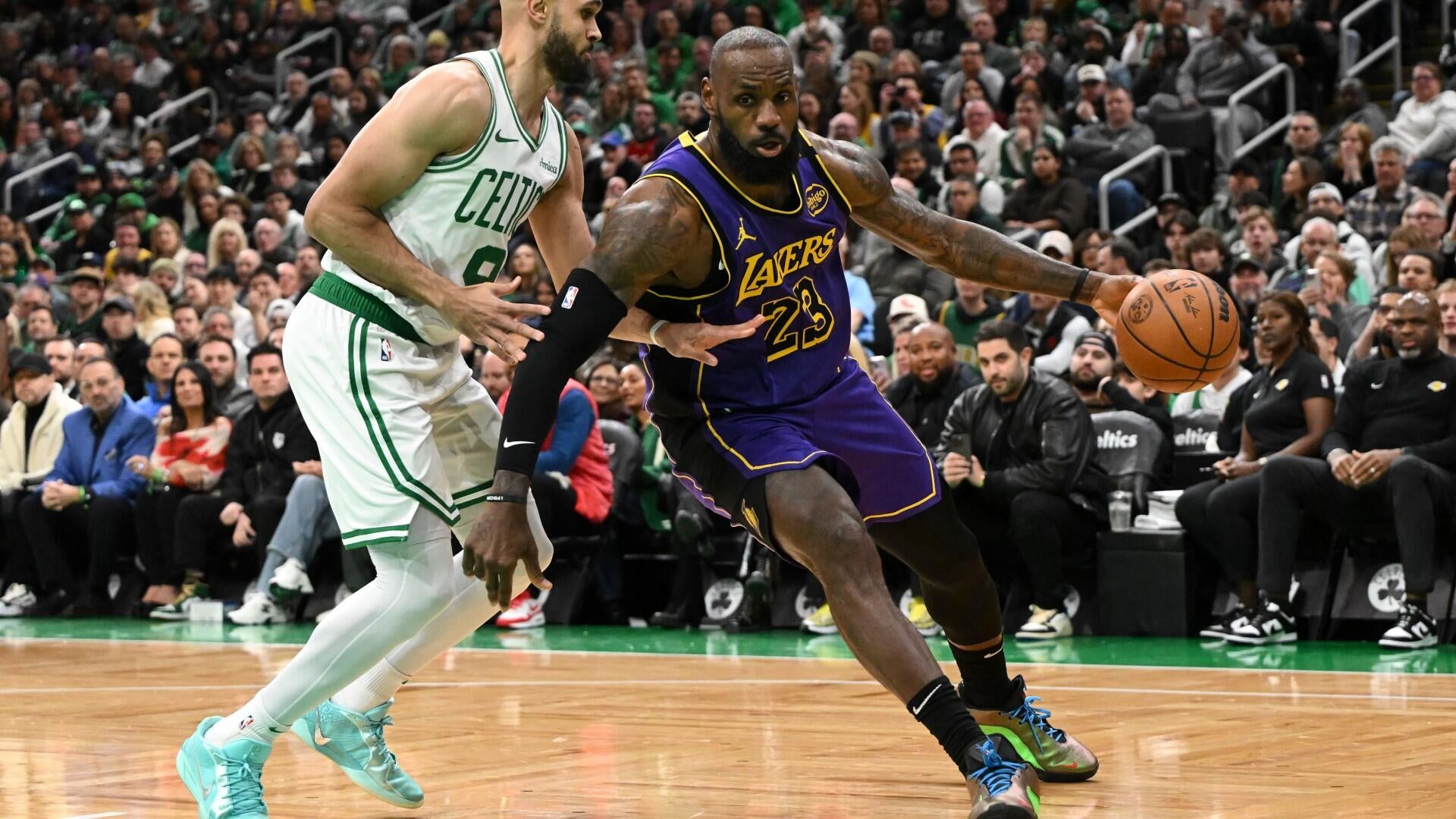 Free Kalshi NBA picks, predictions: Target LeBron James, Draymond Green with promo code CBSSPORTS on Thursday