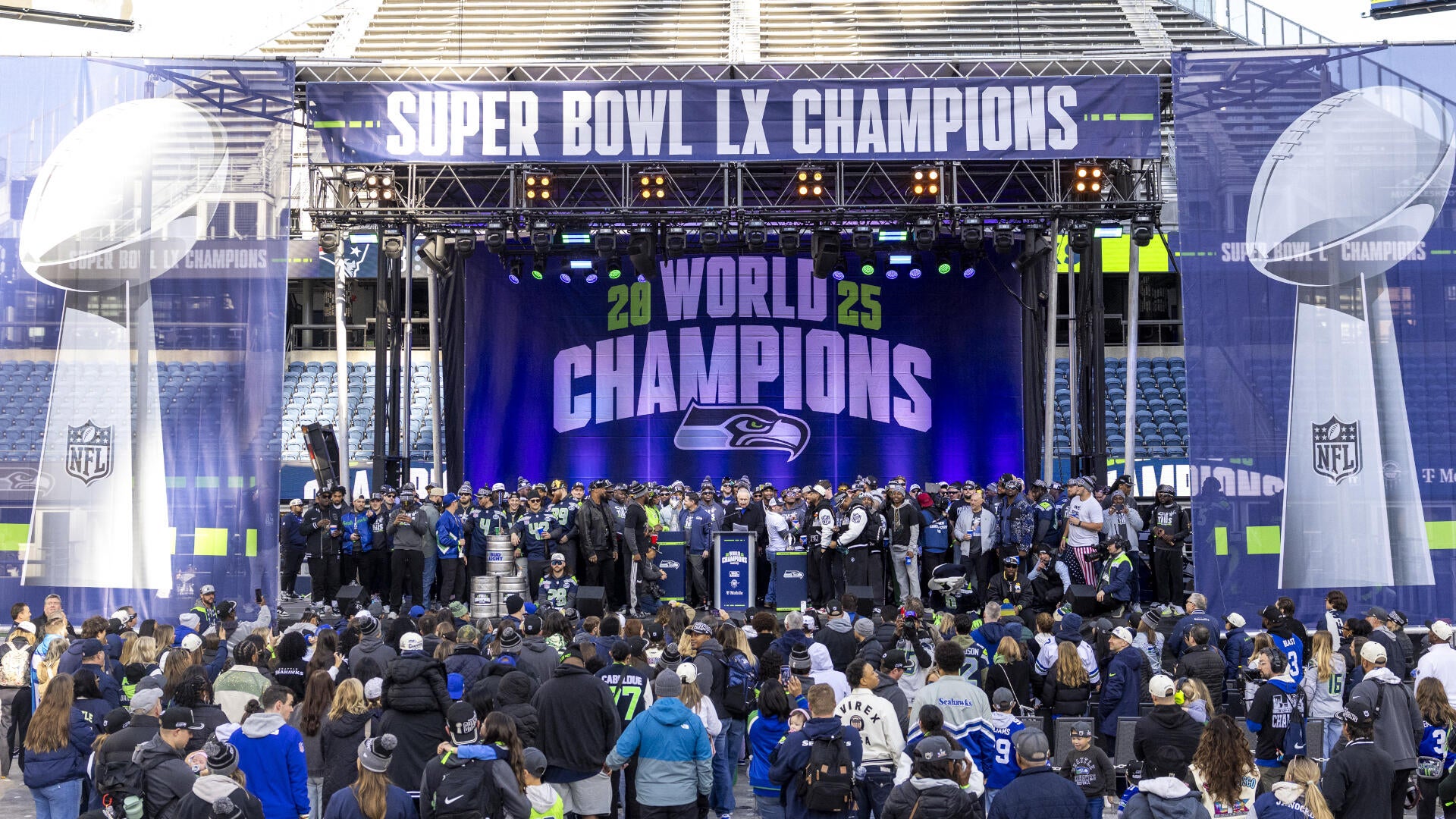 Seahawks for sale: Paul Allen's estate to begin selling process weeks after Super Bowl victory
