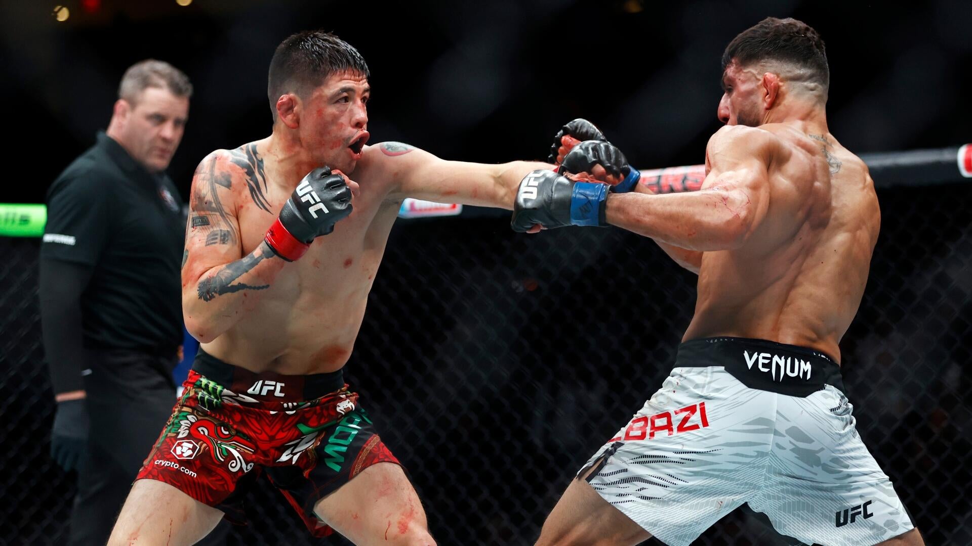 UFC ファイトナイトのオッズ、プロップ、カード: モレノ対カバノーのピック、10,000 のモデル シミュレーションからの予測