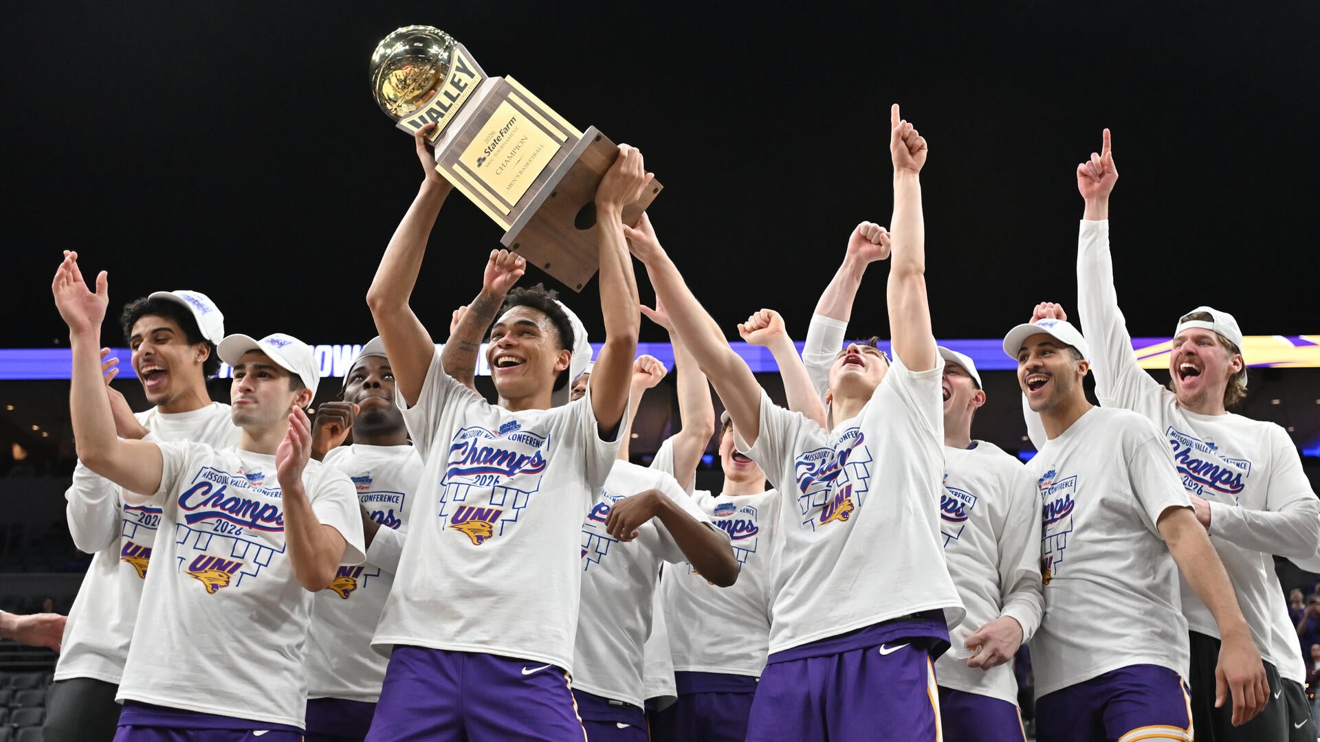 
                        NCAA Tournament 2026 bracket: Simulation predicts surprising upsets, prime sleepers, March Madness picks
                    