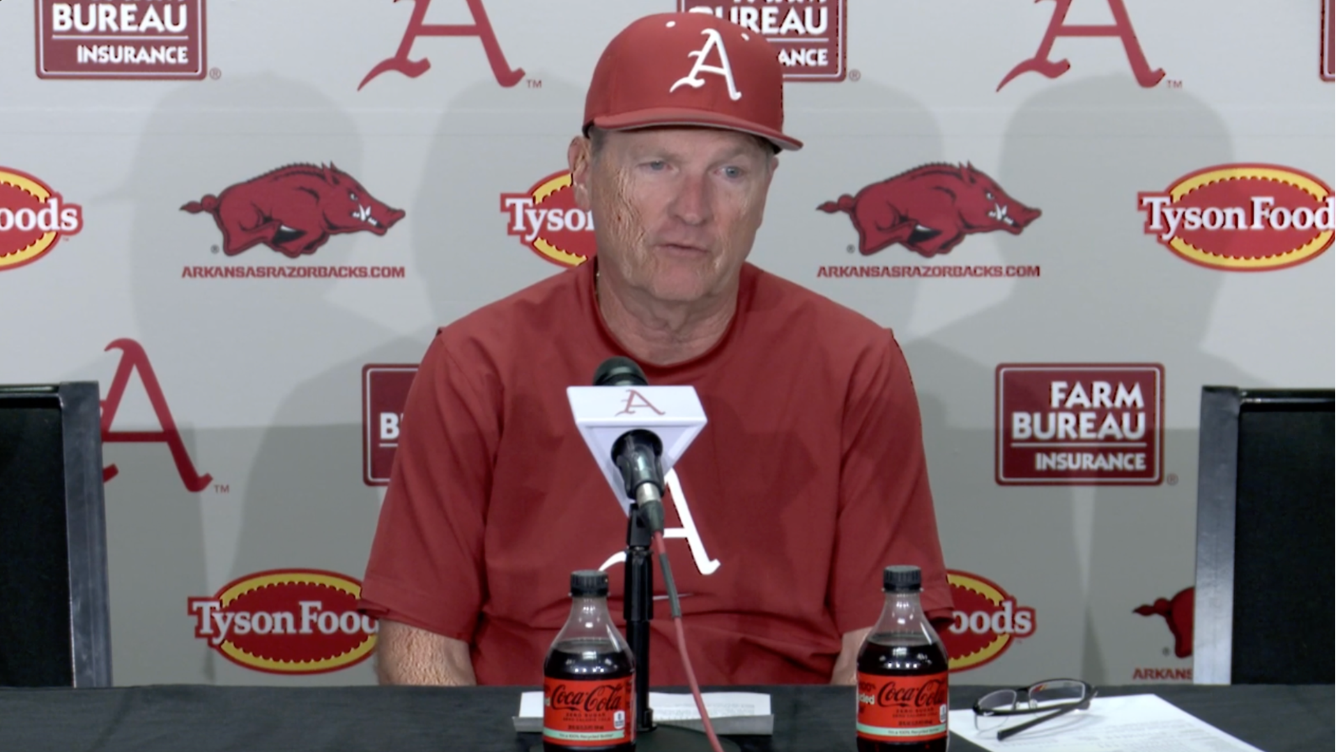 Arkansas Dave R Arkansas' Dave Van Horn discusses doubleheader vs. Mississippi State ...