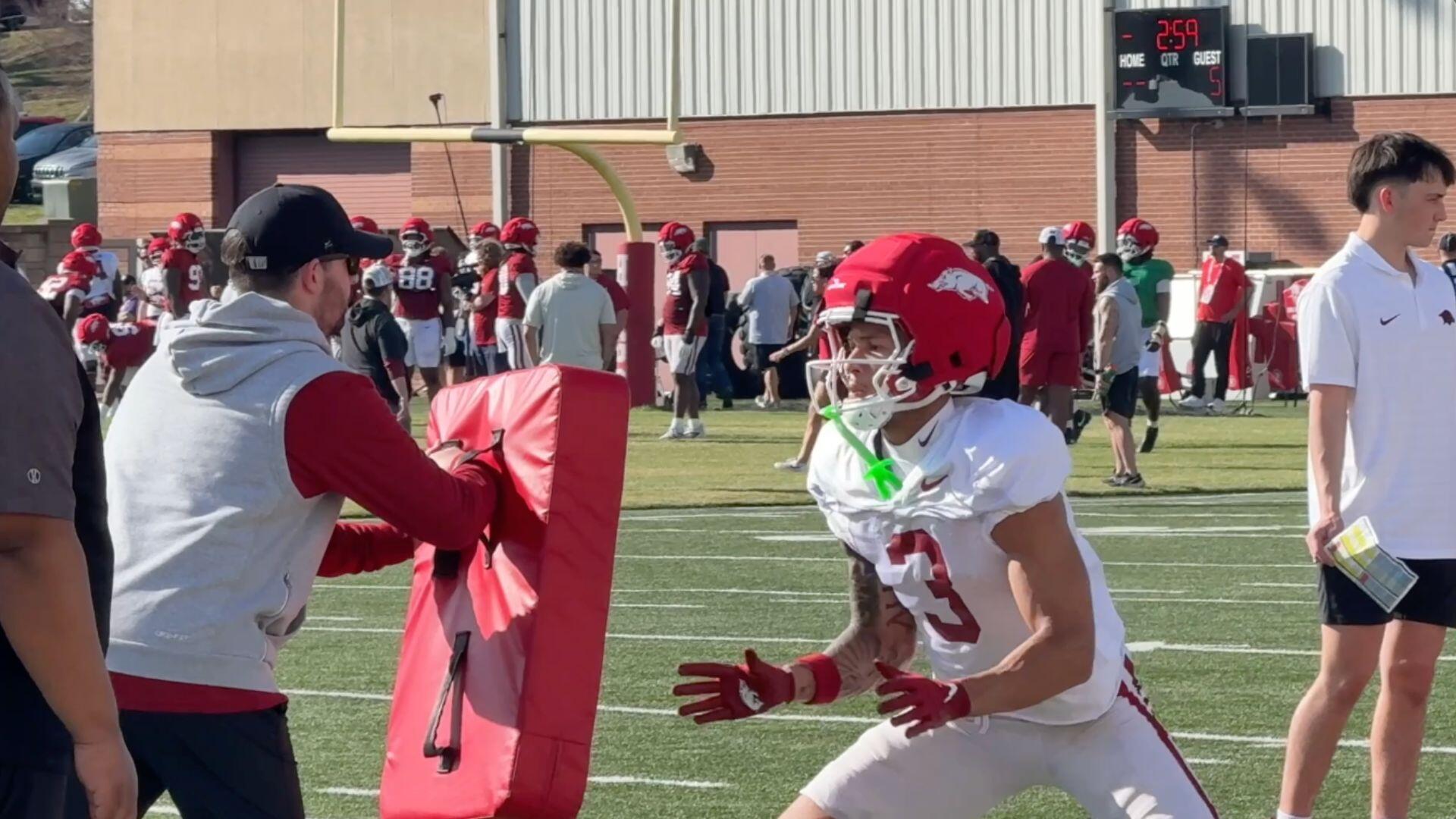Four Rivers Razorback Pointer Razorback WRs in spring practice drills Stream of General Videos - CBS ...