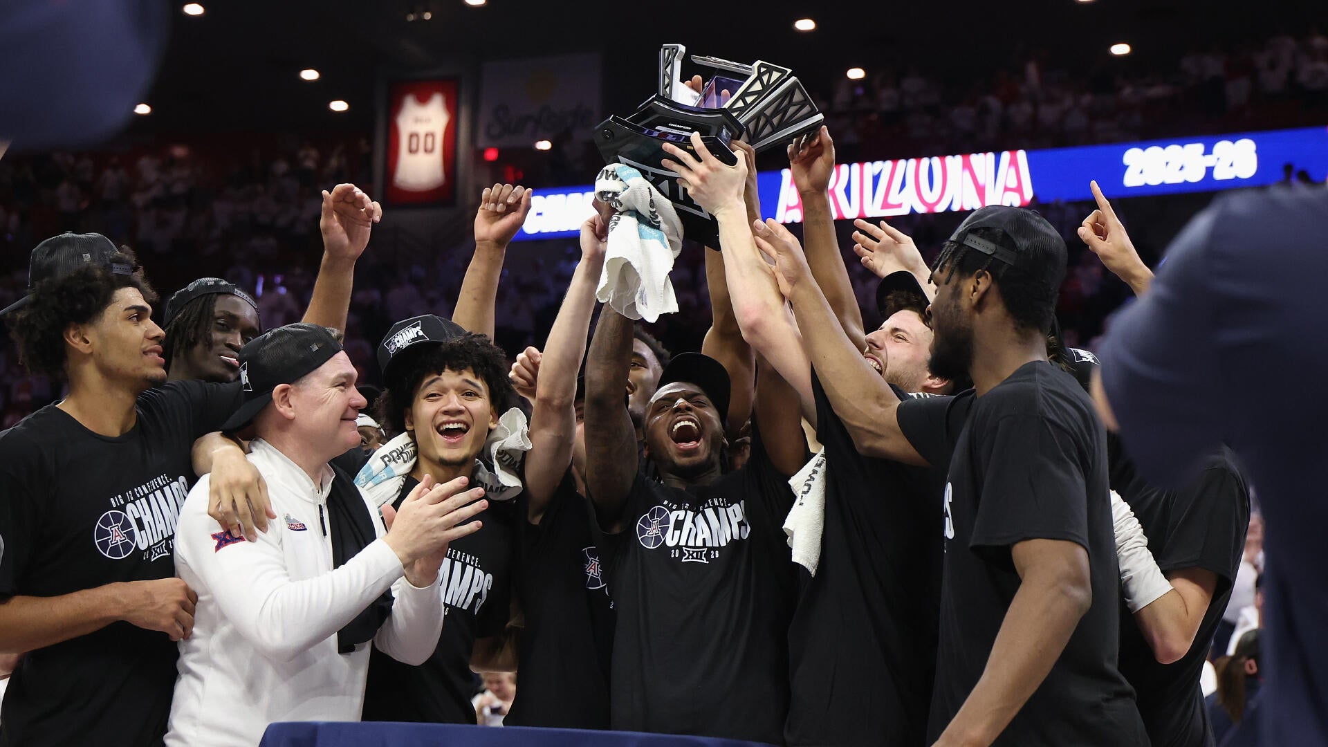 
                        March Madness 2026: Our experts reset their NCAA Tournament brackets with updated picks heading into Sweet 16
                    