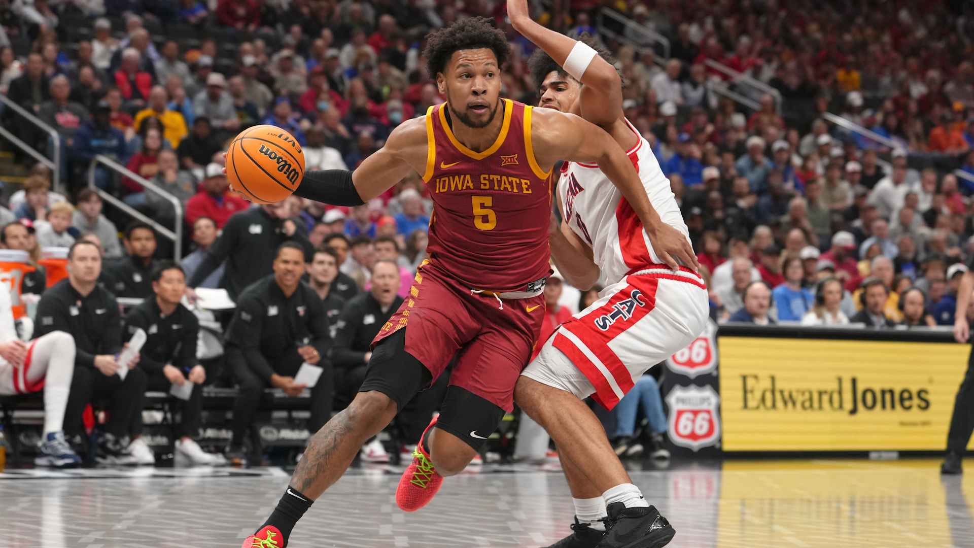 Sweet 16 Preview: What Could Joshua Jefferson's Potential Return Mean for Iowa State?